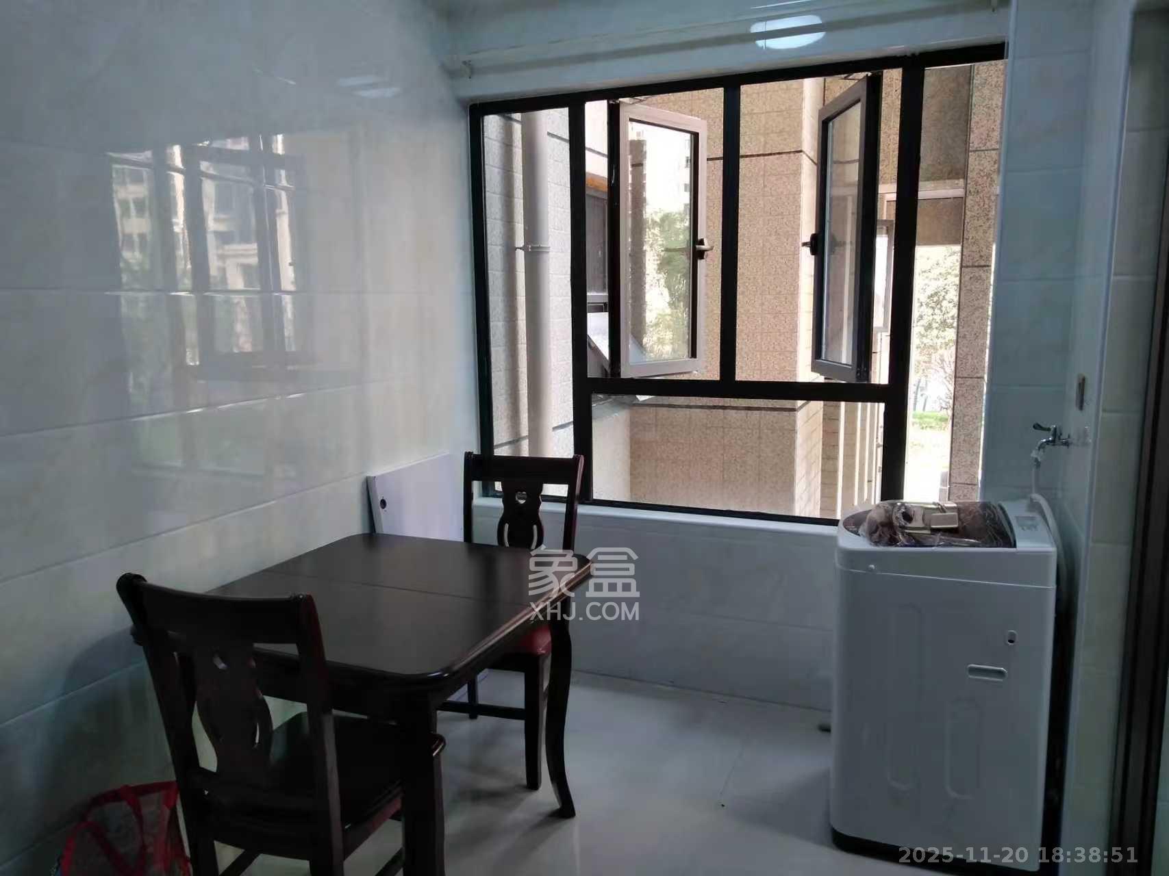 天鸿天府(天鸿中央大院) 1室1厅1卫 1600.0元/月 天鸿天府(天鸿中央大院) 1室1厅1卫 1600.0元/月室内图