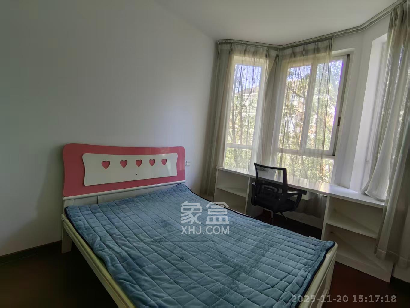 山水人家一二期  3室2厅1卫    2000.0元/月室内图