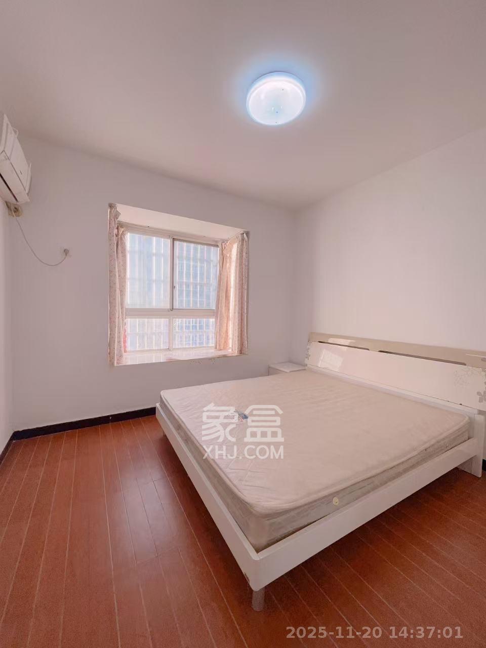 世景华庭 2室2厅1卫 1700.0元/月 世景华庭 2室2厅1卫 1700.0元/月室内图