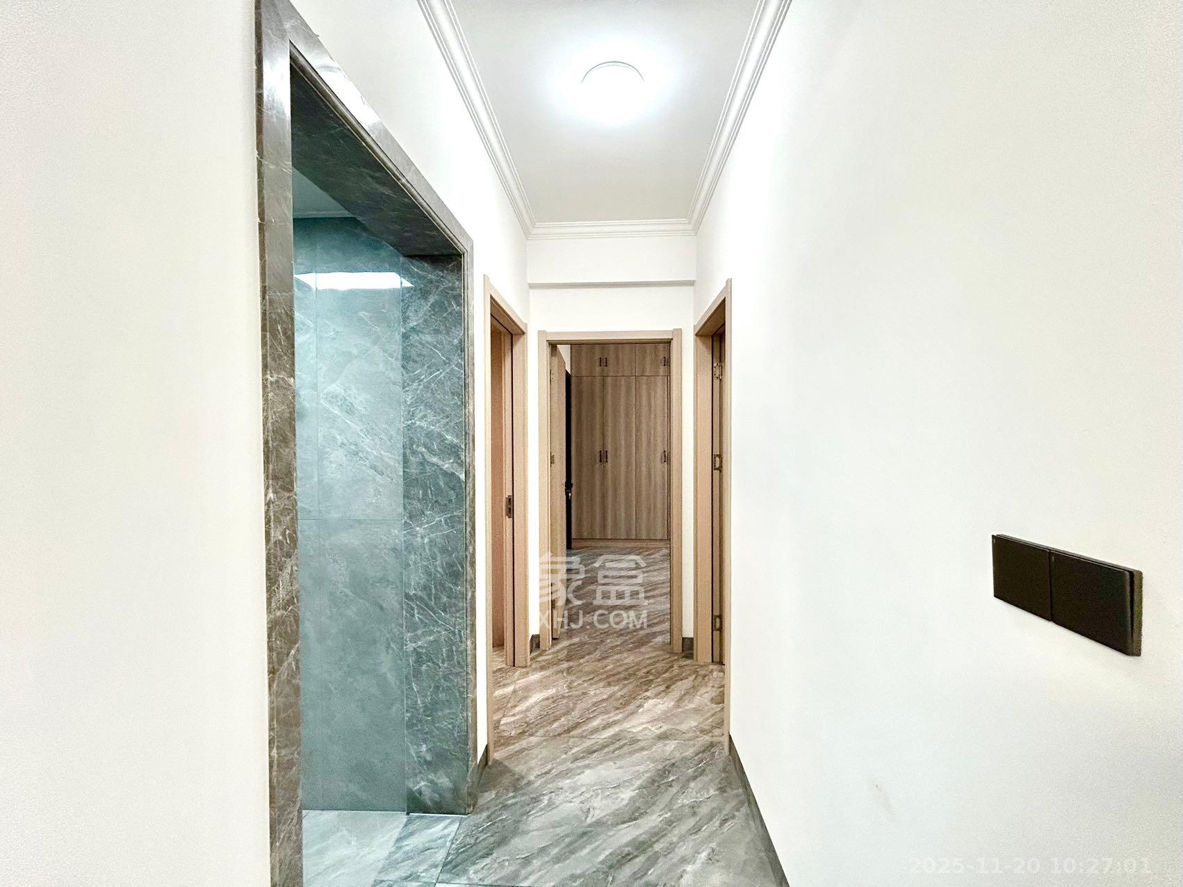 长房明宸府 3室2厅2卫 2400.0元/月 长房明宸府 3室2厅2卫 2400.0元/月室内图