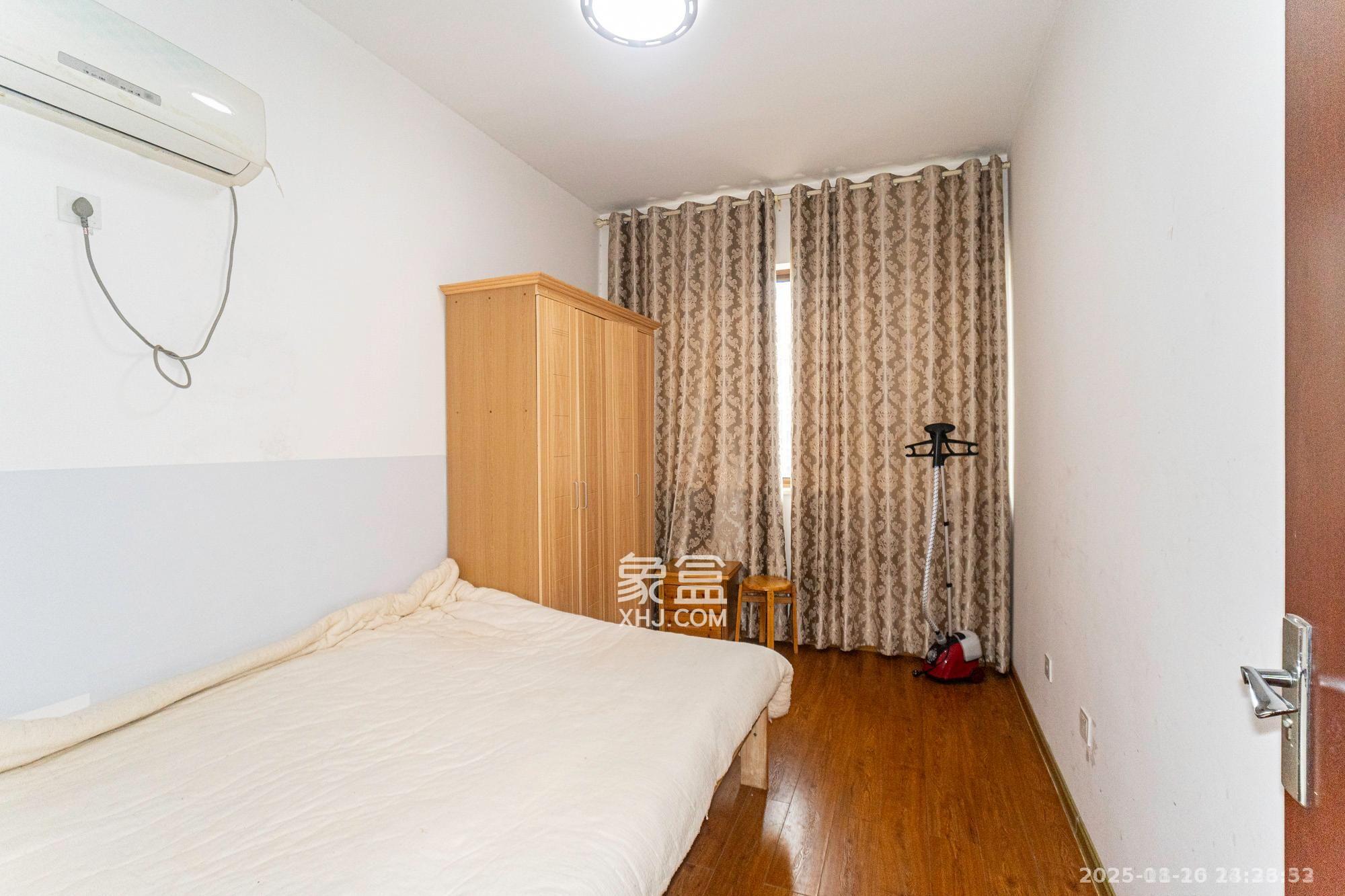 四季星城 3室2厅1卫 1700.0元/月 四季星城 3室2厅1卫 1700.0元/月室内图