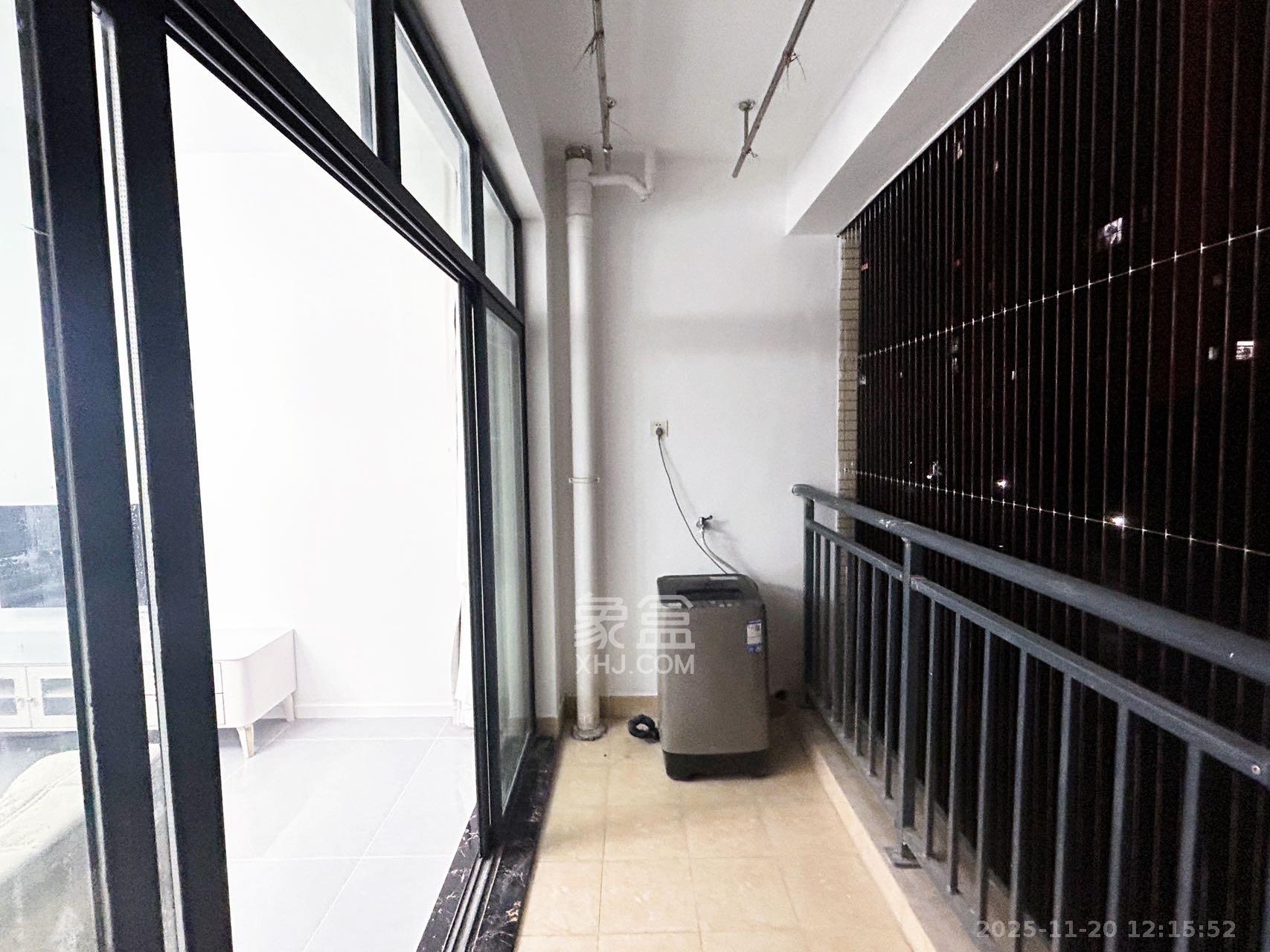 香芙嘉园（广铁湘府嘉园）  2室1厅2卫    2000.0元/月室内图