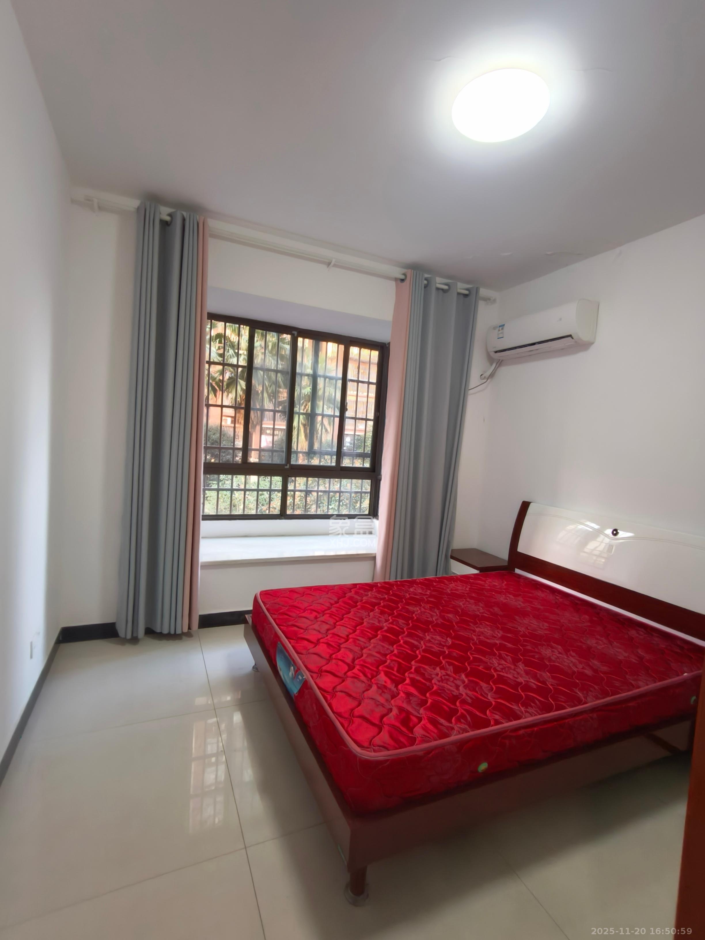 方略潇邦  3室2厅2卫    2000.0元/月室内图