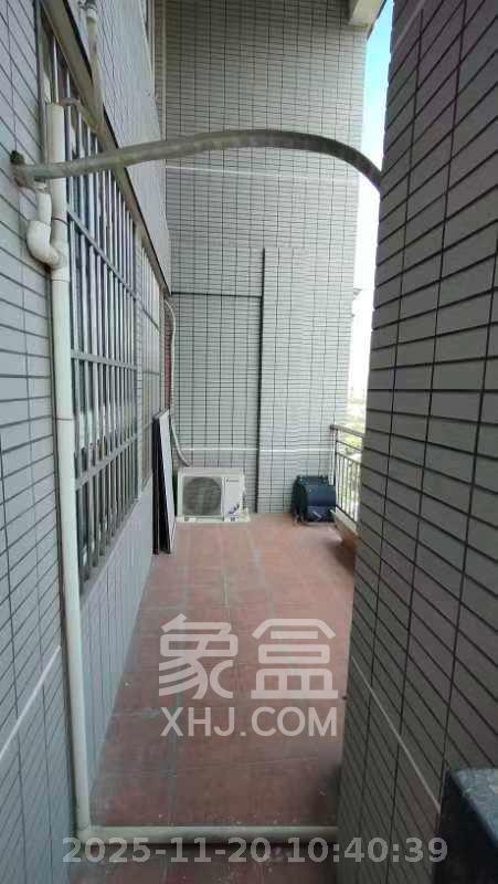 捞建集团（君泰城市快线）   130.0㎡      4500.0元/月室内图