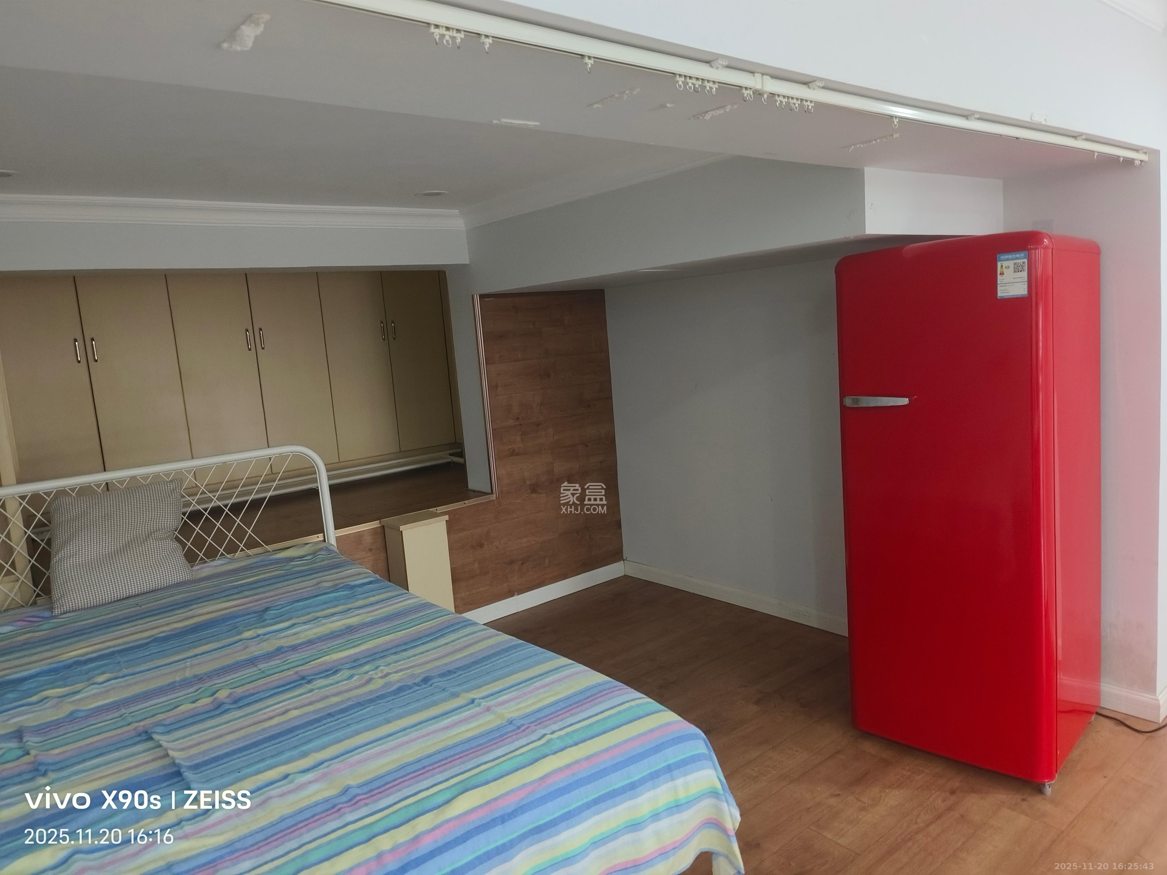 洋湖时代  1室1厅1卫    1400.0元/月室内图