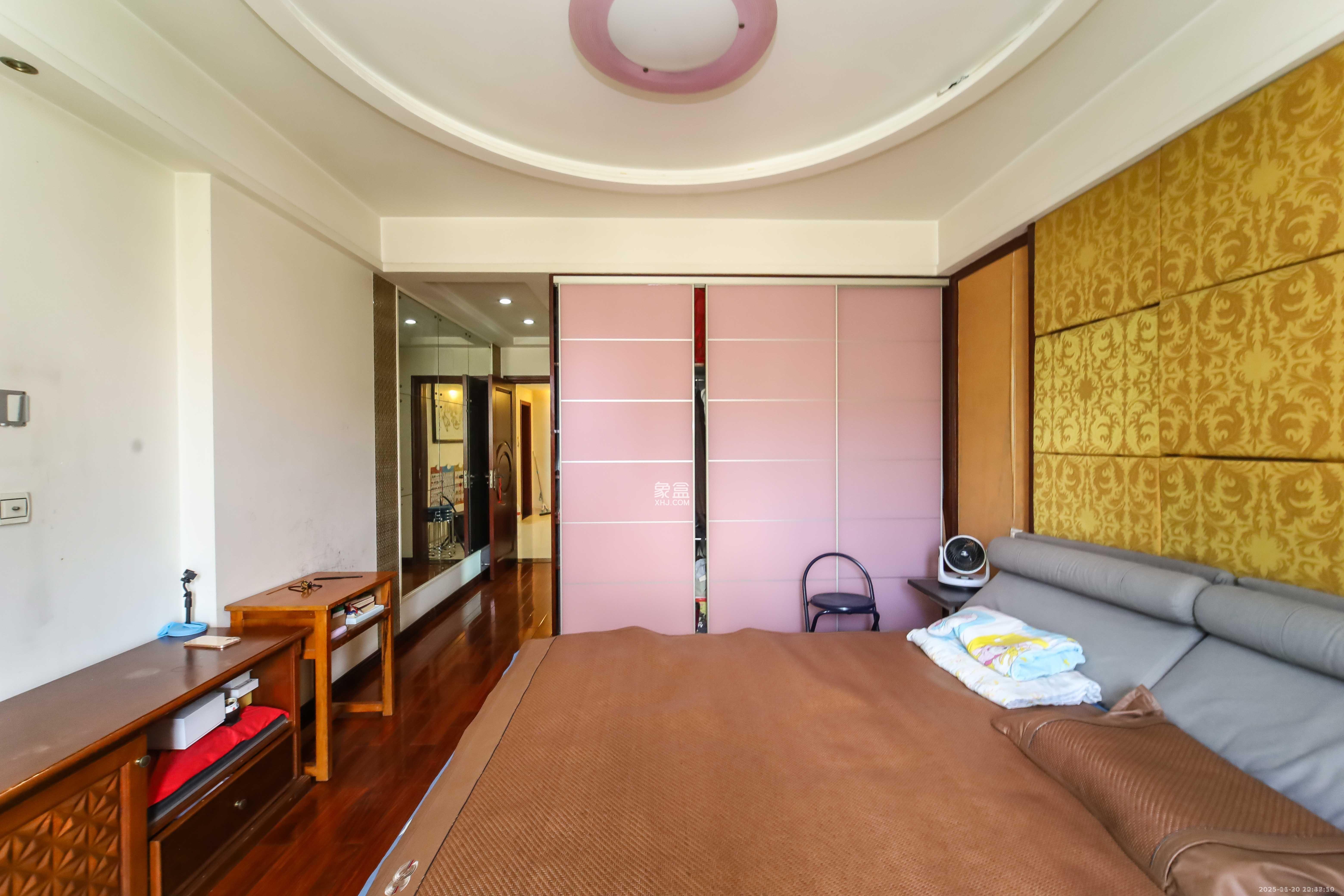 锦湘国际星城一期(锦美苑) 4室2厅2卫 3200.0元/月 锦湘国际星城一期(锦美苑) 4室2厅2卫 3200.0元/月室内图