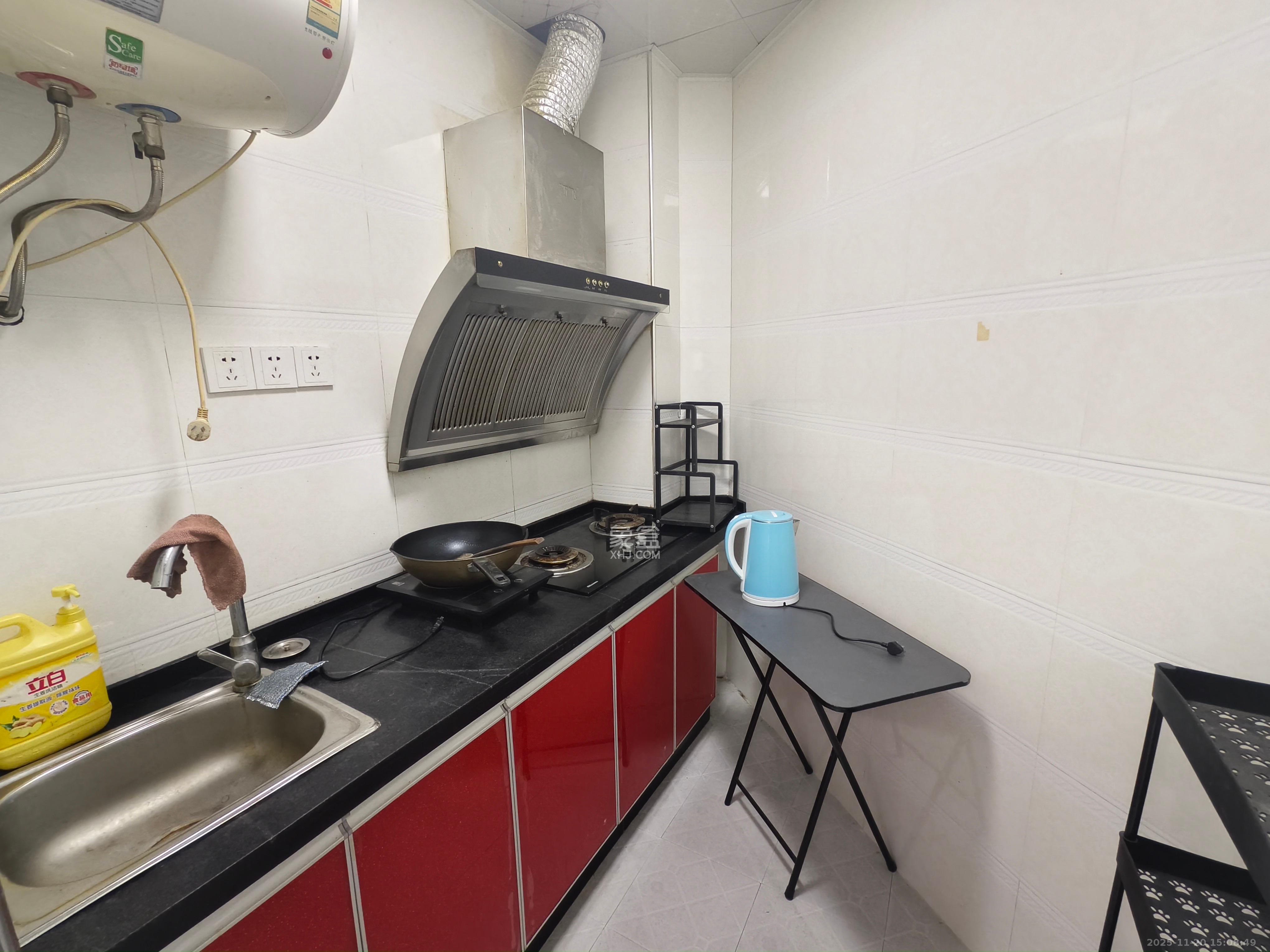 湖湾世景 1室1厅1卫 1180.0元/月 湖湾世景 1室1厅1卫 1180.0元/月室内图