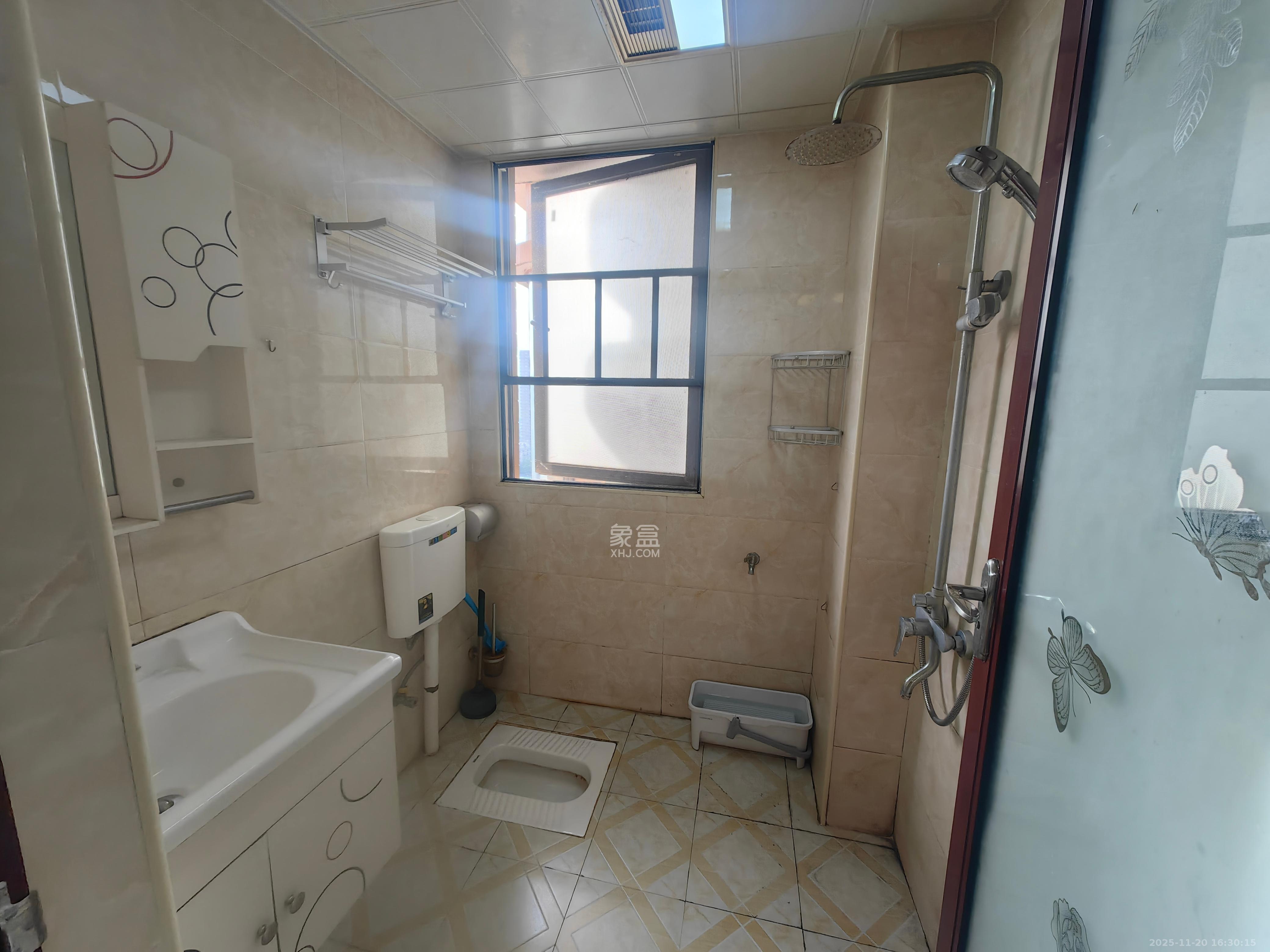 润和之悦(金泽园) 2室2厅1卫 1500.0元/月 润和之悦(金泽园) 2室2厅1卫 1500.0元/月室内图