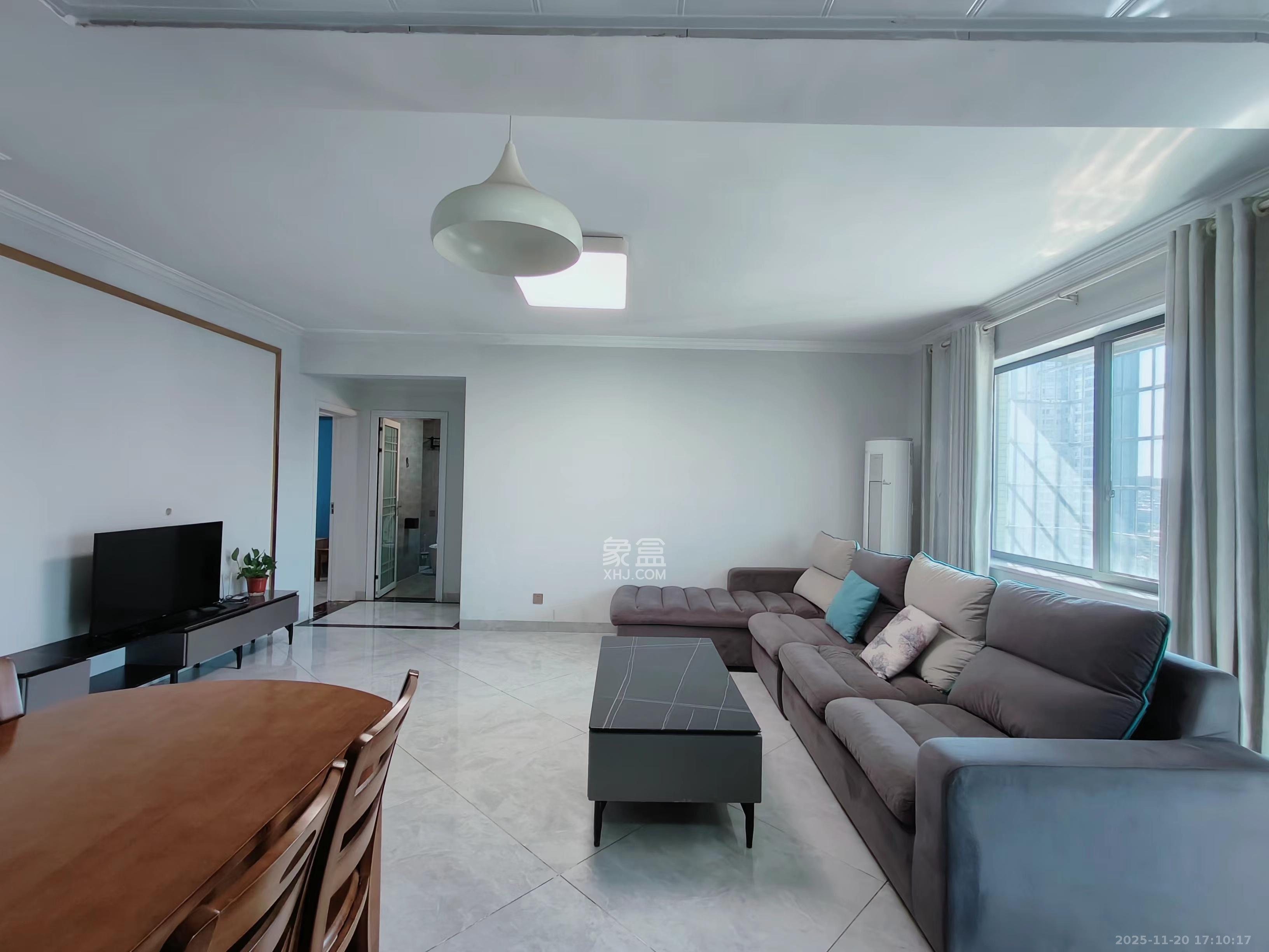 天凯东苑 2室2厅1卫 2200.0元/月 天凯东苑 2室2厅1卫 2200.0元/月室内图