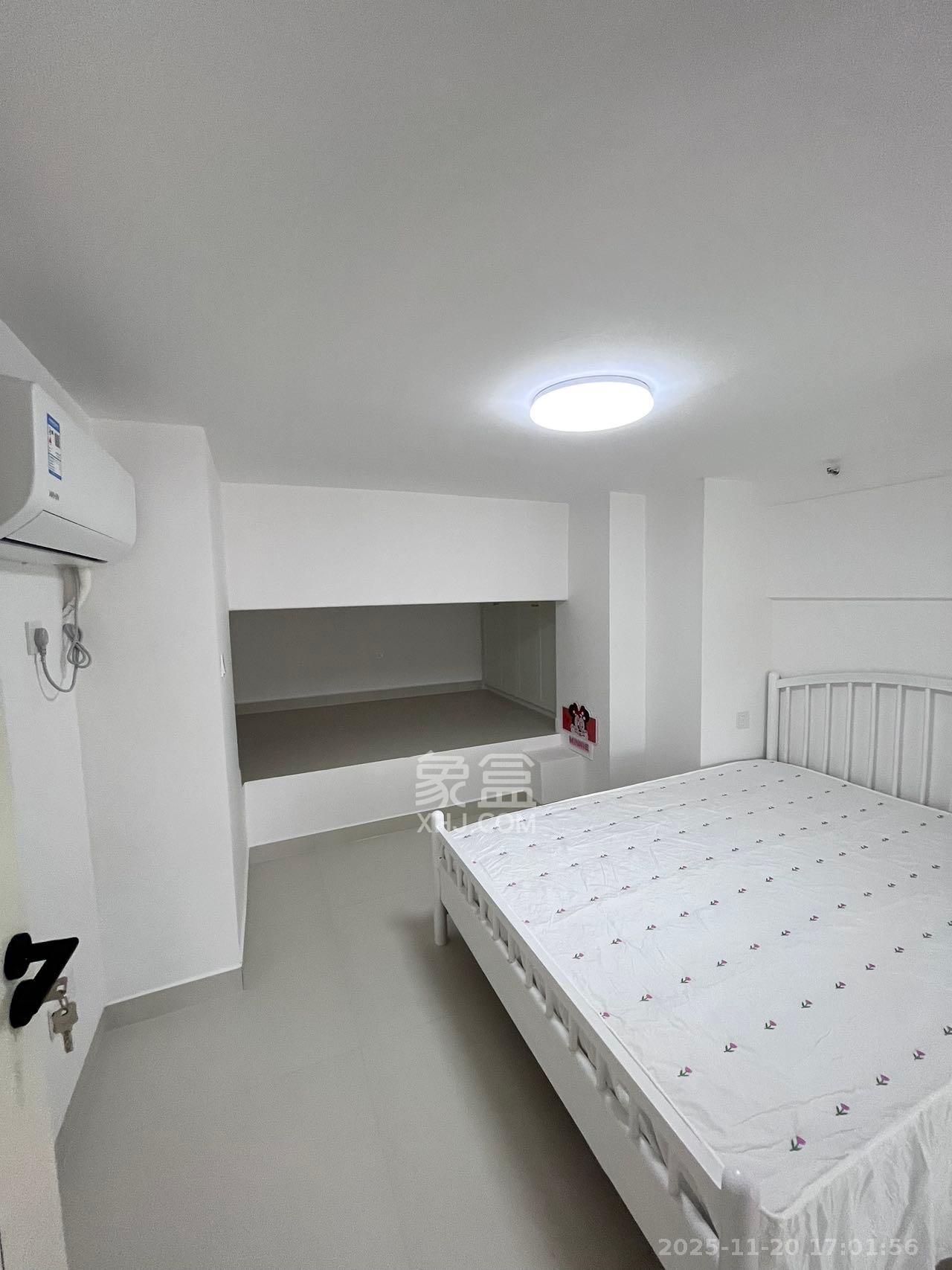 中海阅溪府 2室1厅1卫 2200.0元/月 中海阅溪府 2室1厅1卫 2200.0元/月室内图