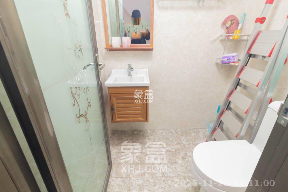 紫御江山  4室2厅2卫    2800.0元/月室内图