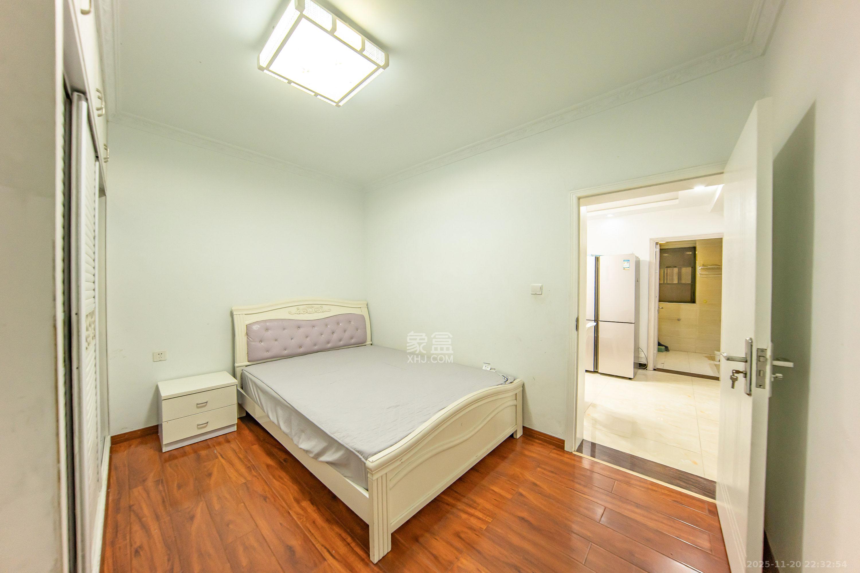 中建麓山和苑 2室1厅1卫 53.6万 中建麓山和苑 2室1厅1卫 53.6万卧室