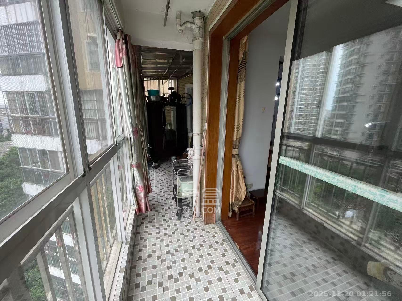 凯通国际城(凯通朝庭) 3室1厅1卫 2600.0元/月 凯通国际城(凯通朝庭) 3室1厅1卫 2600.0元/月室内图