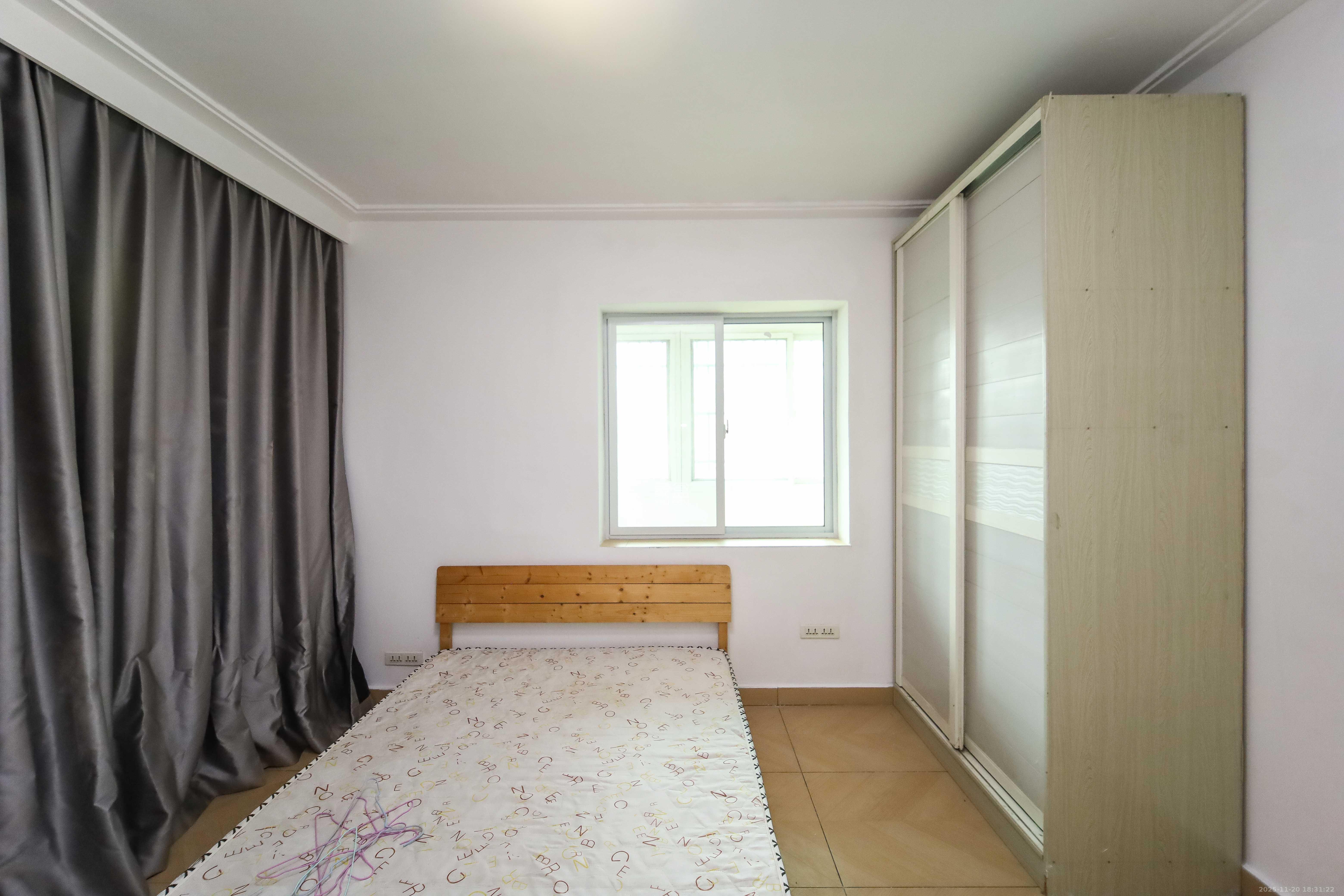 德政园 4室2厅2卫 118.0万 德政园 4室2厅2卫 118.0万卧室