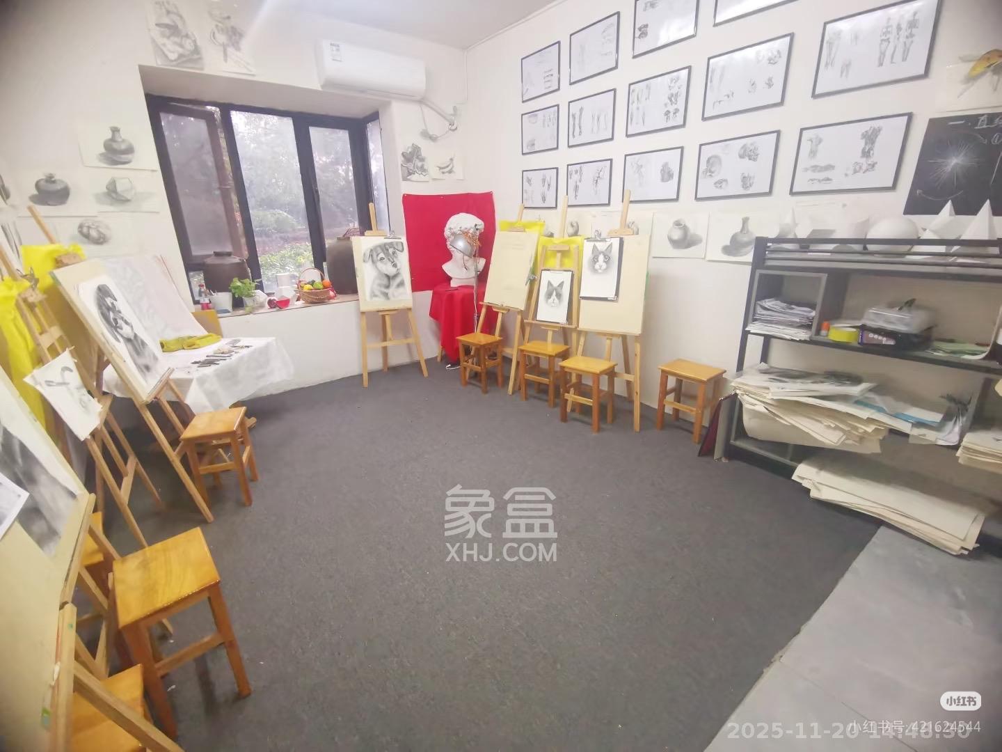 勤诚达境界城 2室2厅2卫 1700.0元/月 勤诚达境界城 2室2厅2卫 1700.0元/月室内图