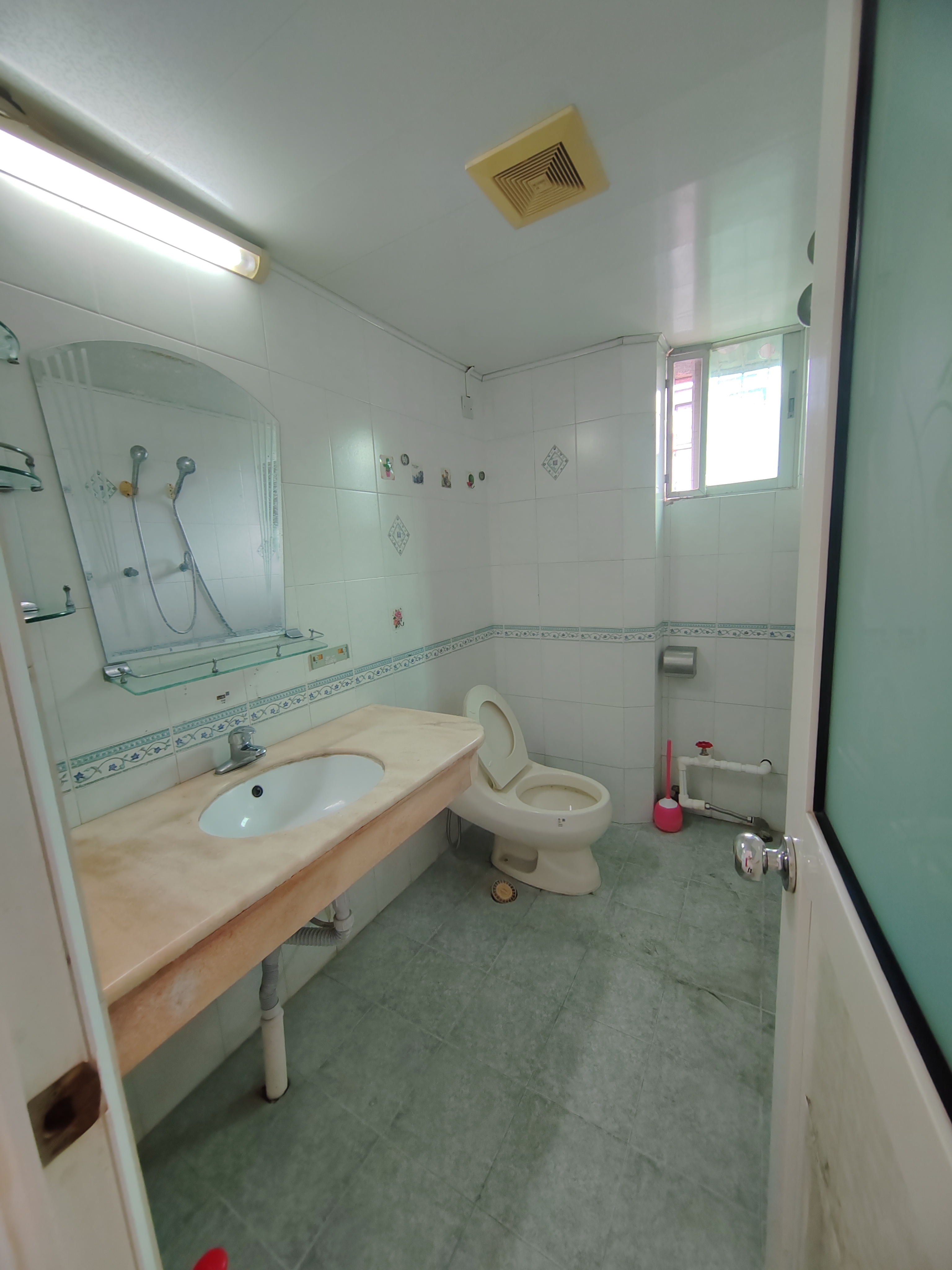 农垦东大院  3室2厅2卫    2800.0元/月室内图