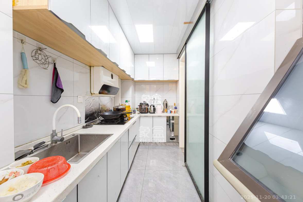 润和又一城 3室2厅1卫 68.5万 润和又一城 3室2厅1卫 68.5万厨房