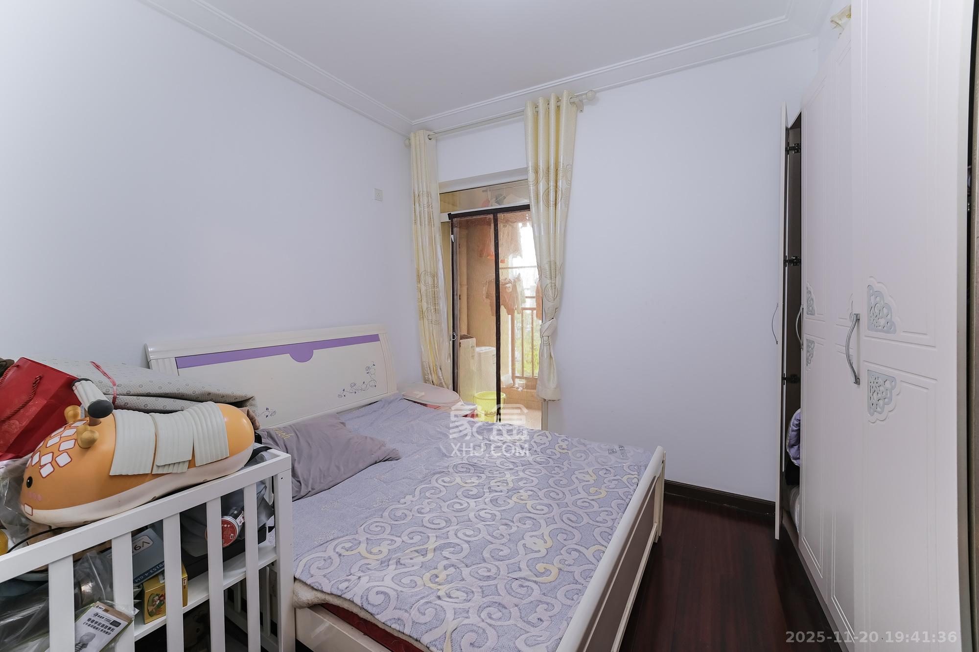 郡原居里 2室2厅1卫 45.0万 郡原居里 2室2厅1卫 45.0万卧室