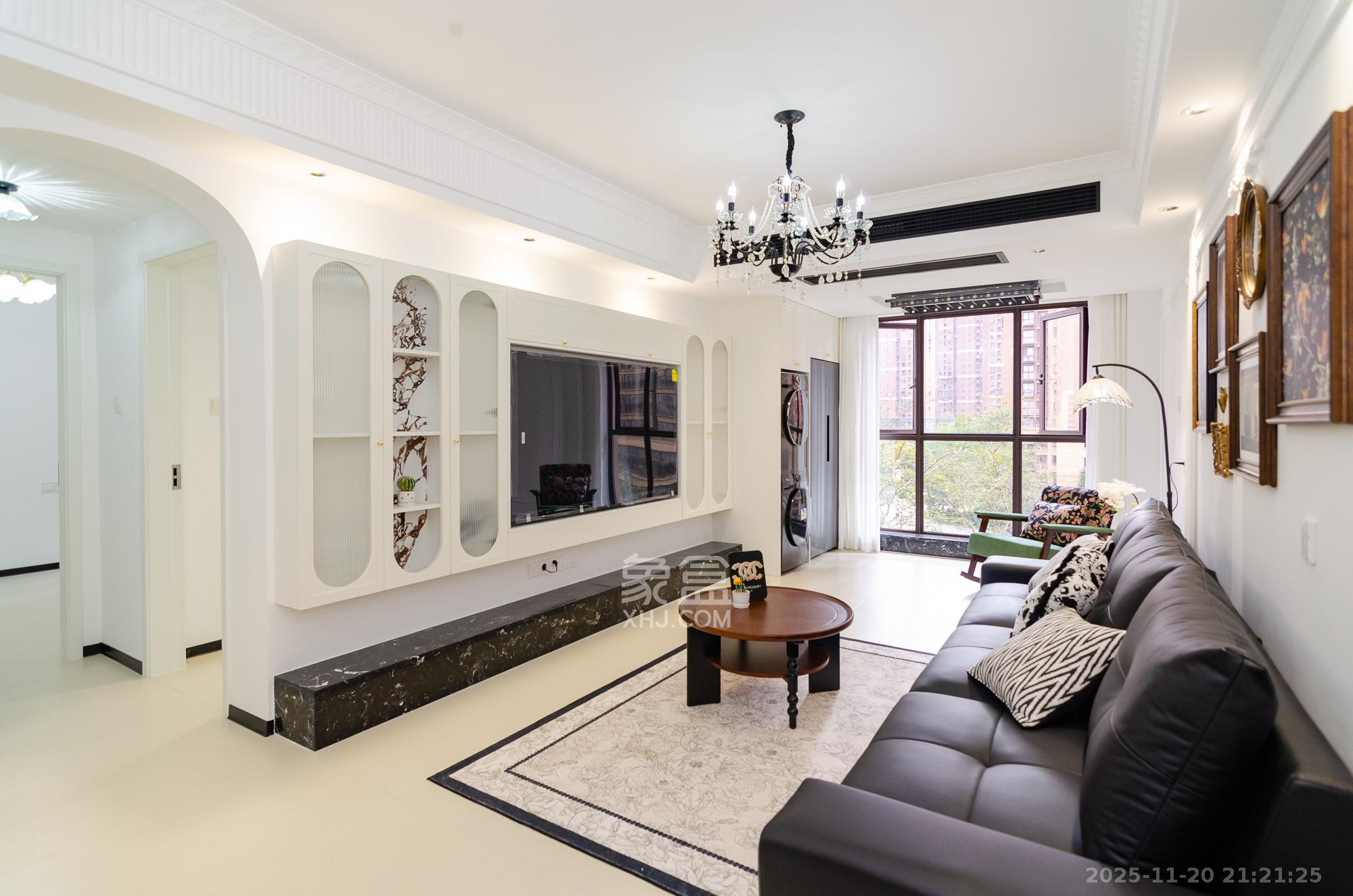 新城国际花都 3室2厅1卫 59.8万 新城国际花都 3室2厅1卫 59.8万客厅