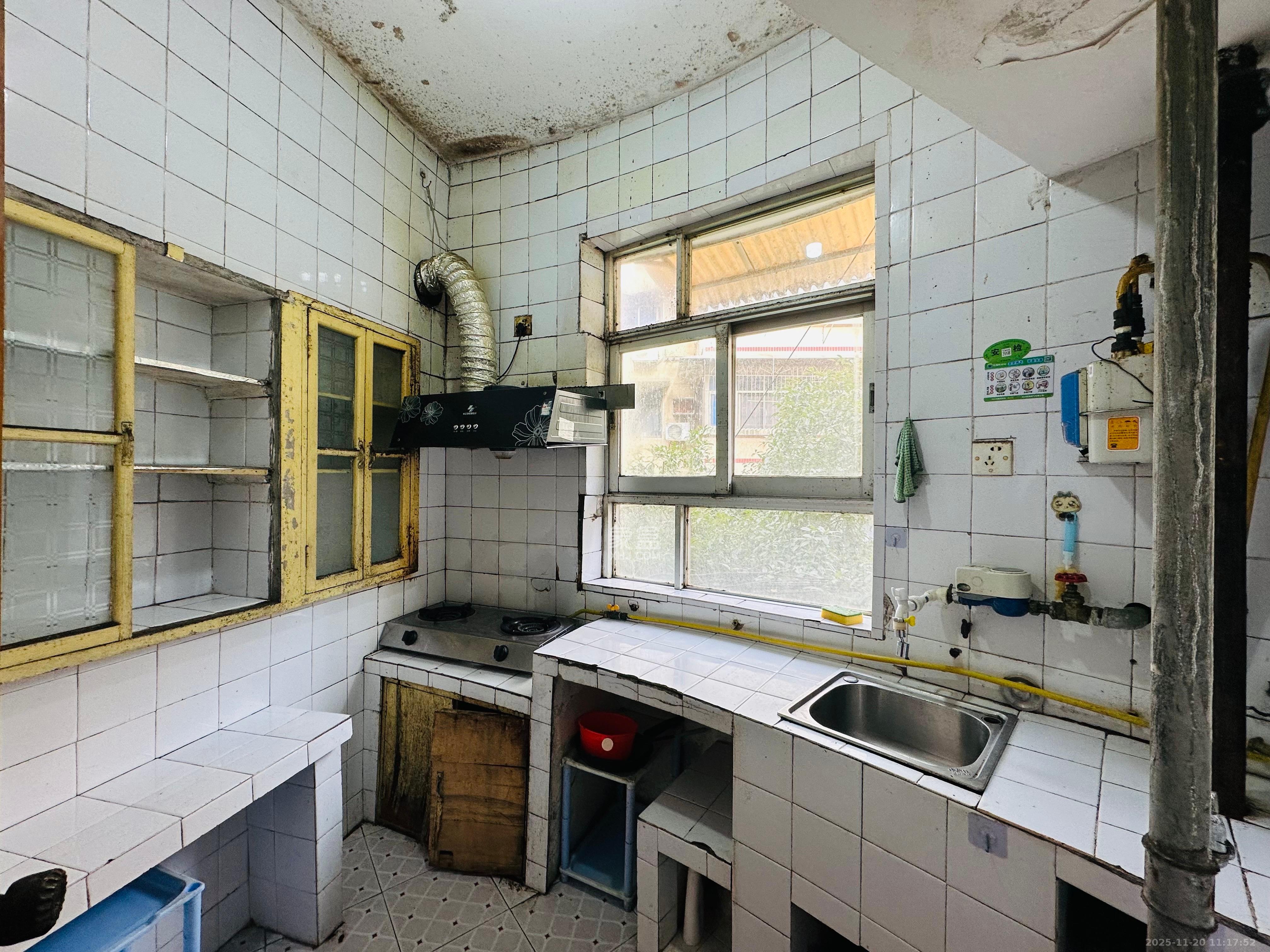 中联科技园 2室1厅1卫 1500.0元/月 中联科技园 2室1厅1卫 1500.0元/月室内图