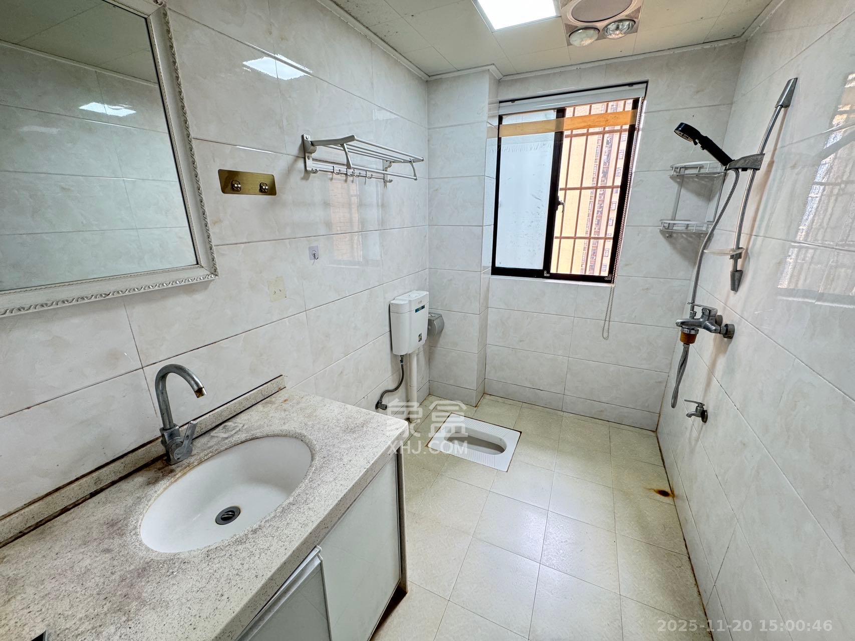 三景华御 3室2厅1卫 1600.0元/月 三景华御 3室2厅1卫 1600.0元/月室内图