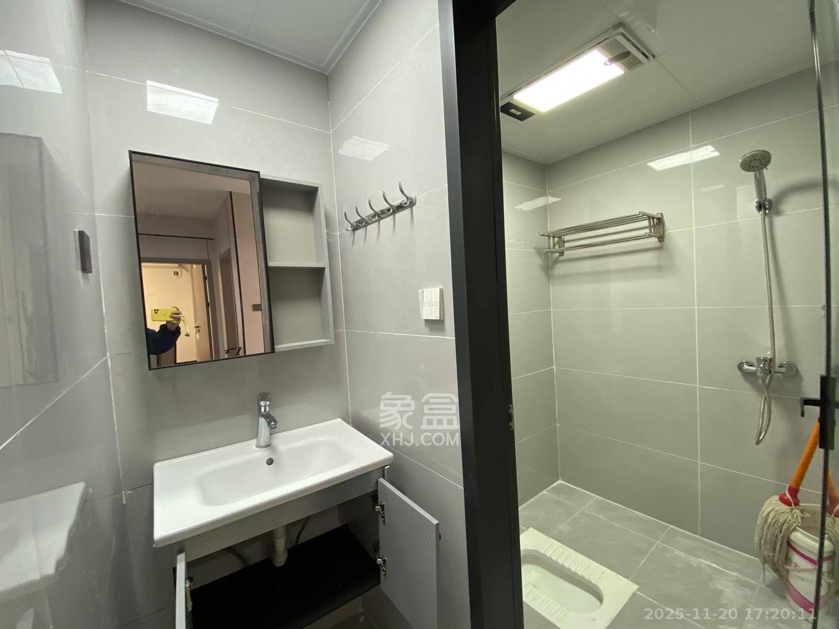 嘉雨东苑  2室2厅1卫    2800.0元/月室内图