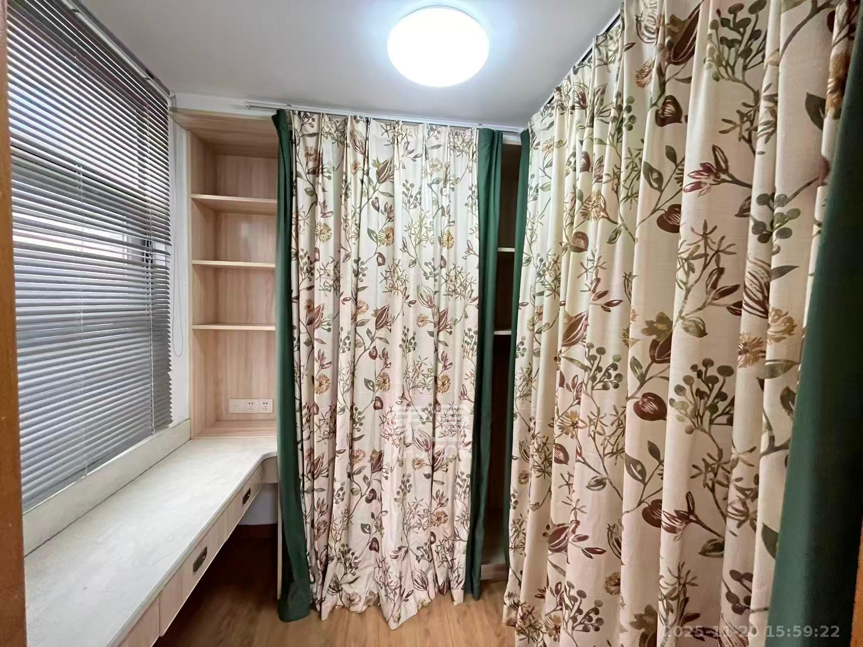 天元涉外景园B区  3室2厅2卫    2400.0元/月室内图