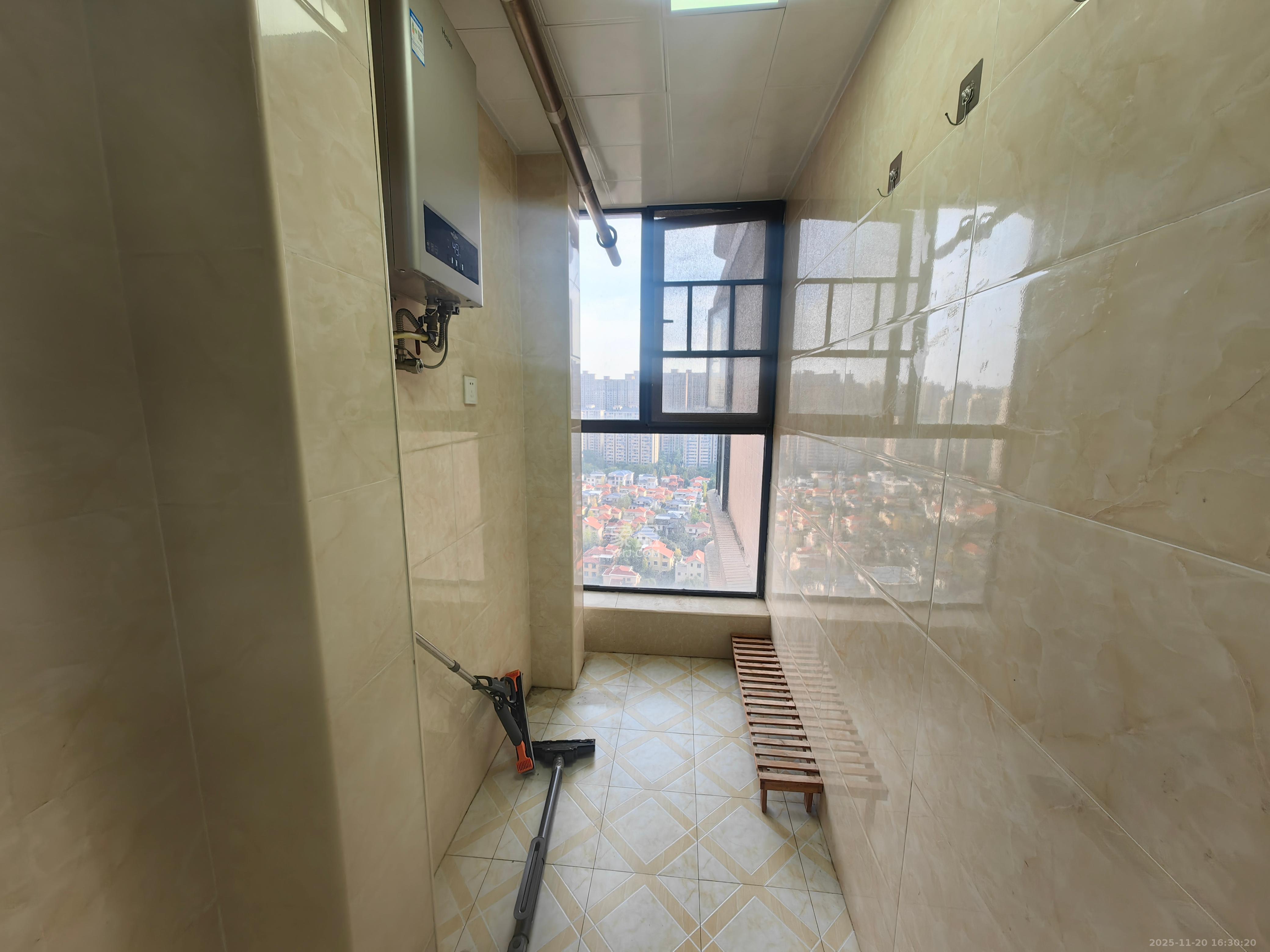 润和之悦（金泽园）  2室2厅1卫    1500.0元/月室内图