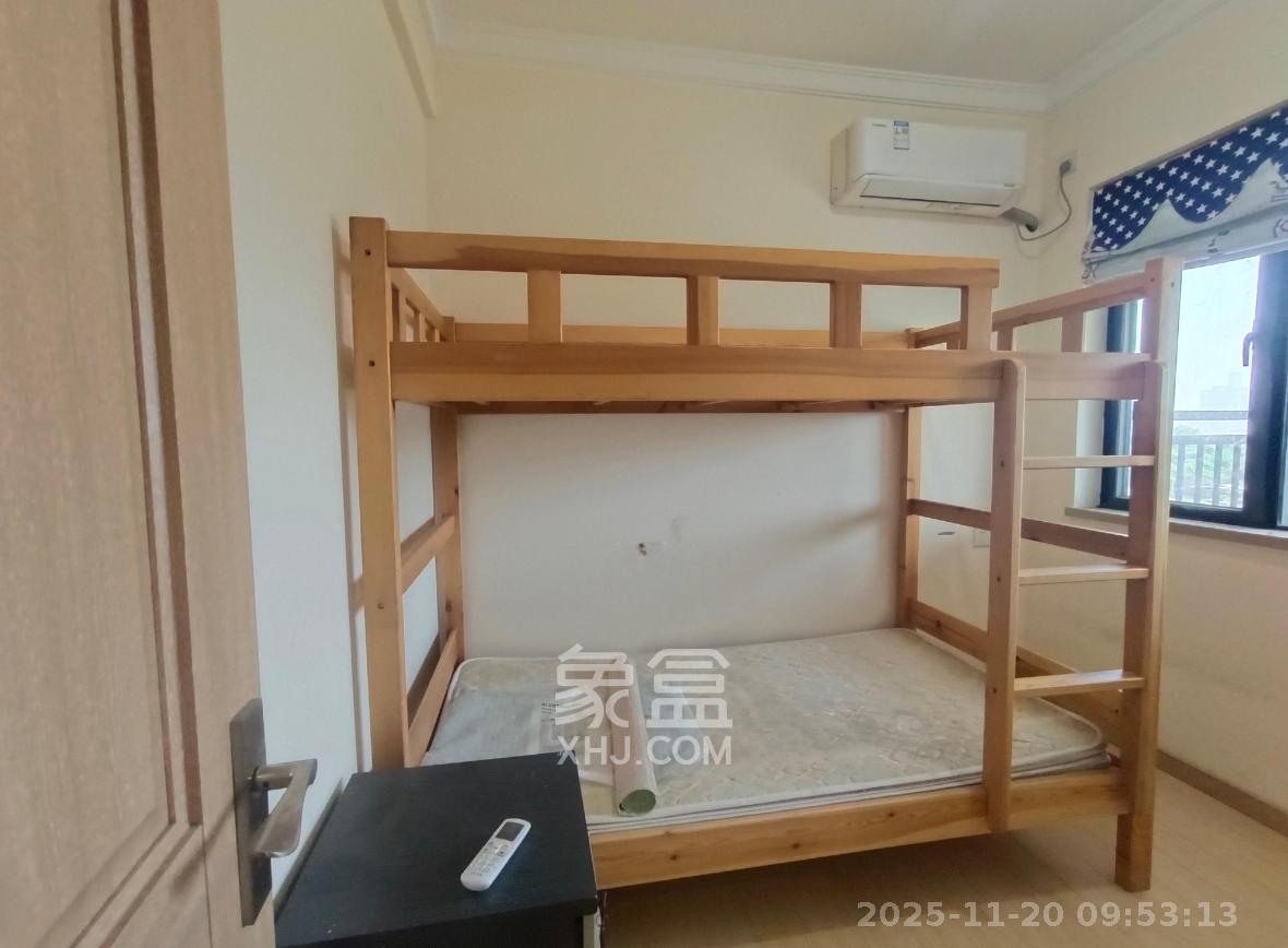 兰亭湾畔  1室0厅0卫    2600.0元/月室内图