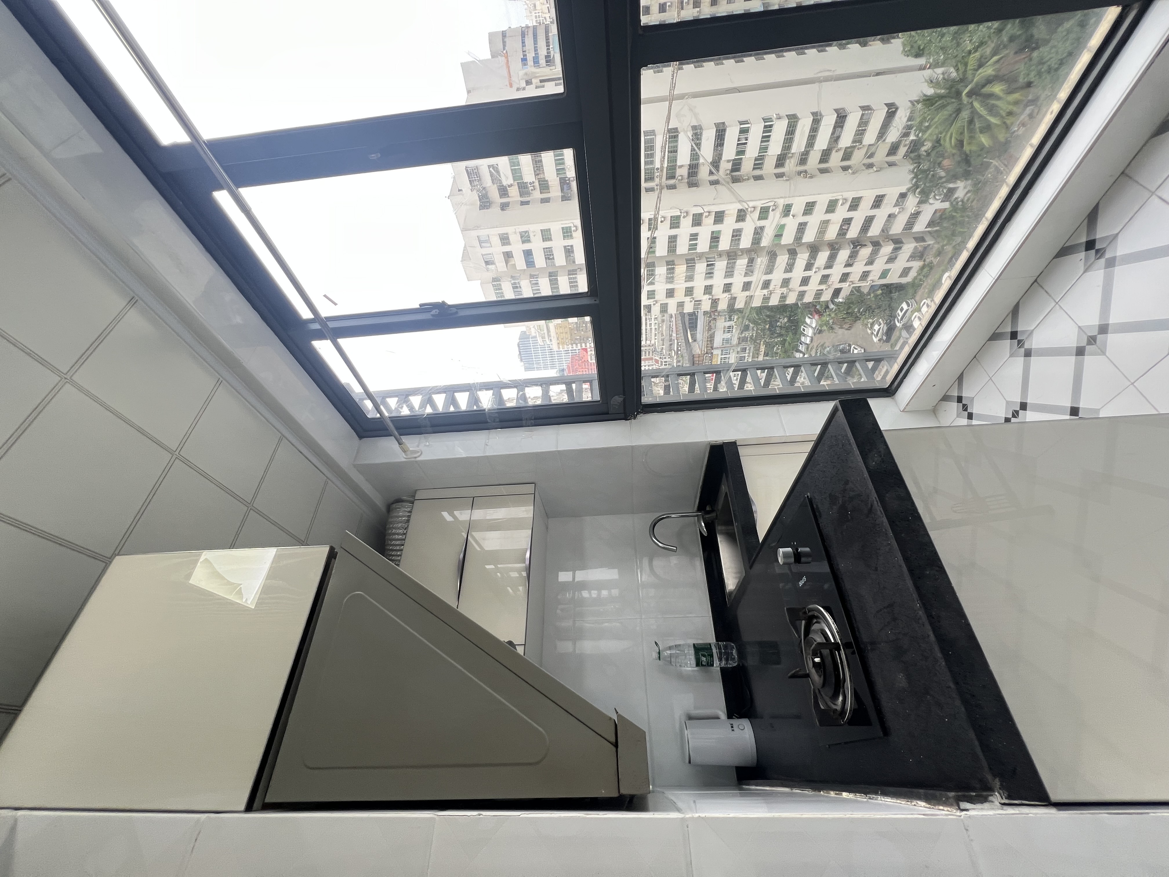 宇建国贸城  1室0厅1卫    2200.0元/月室内图