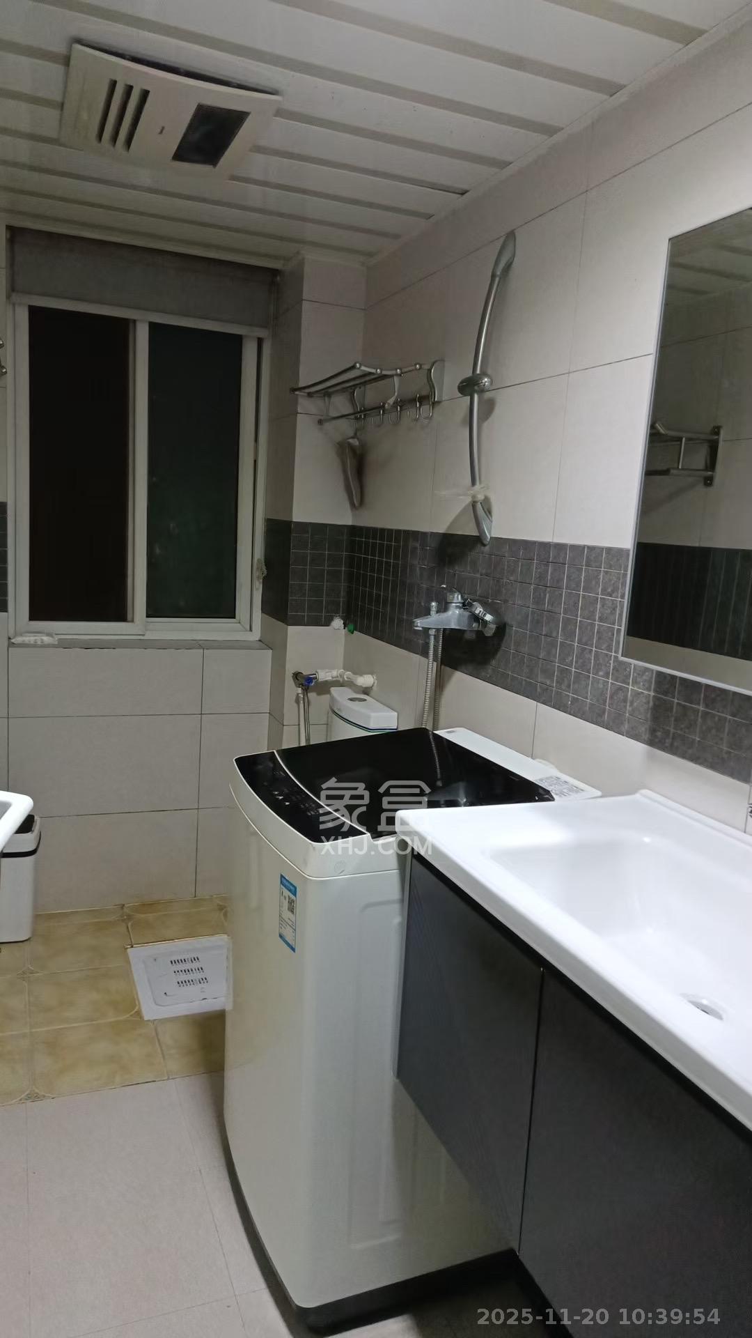 金信阳光在线  2室1厅1卫    1750.0元/月室内图