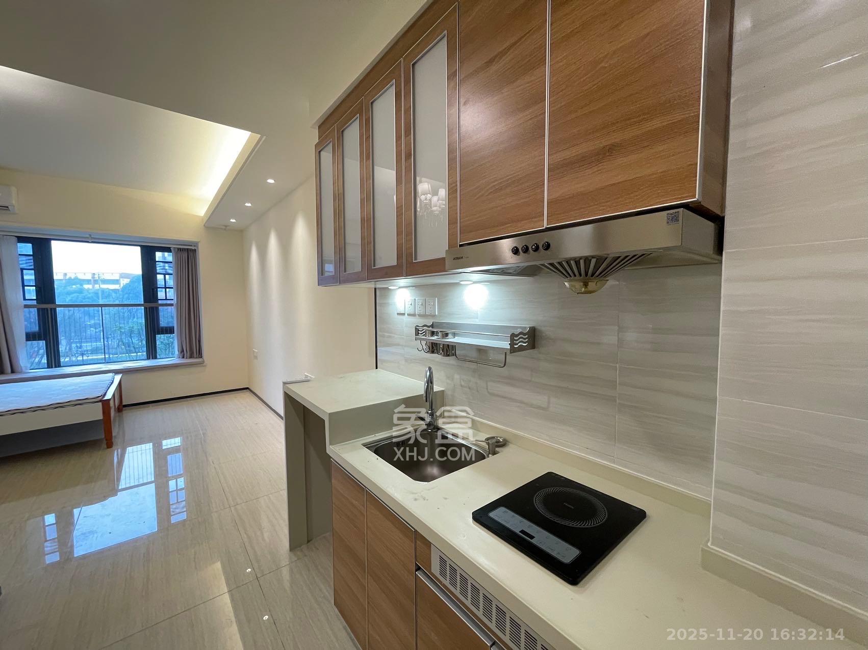 恒大清澜苑(恒大御景半岛四期) 1室1厅1卫 1300.0元/月 恒大清澜苑(恒大御景半岛四期) 1室1厅1卫 1300.0元/月室内图