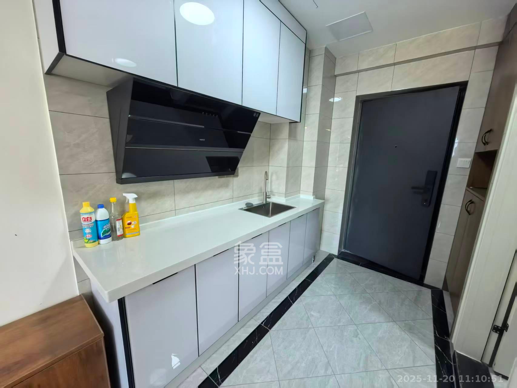 芙蓉万国城MOMA(卓越汇富苑) 1室1厅1卫 1200.0元/月 芙蓉万国城MOMA(卓越汇富苑) 1室1厅1卫 1200.0元/月室内图