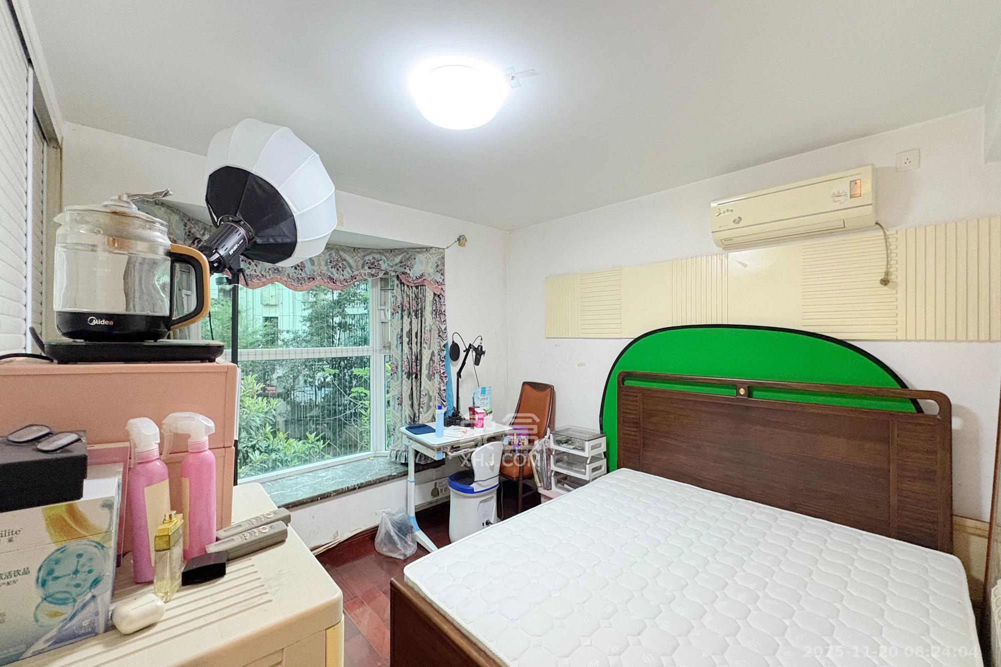 维一星城 3室2厅2卫 4300.0元/月 维一星城 3室2厅2卫 4300.0元/月室内图