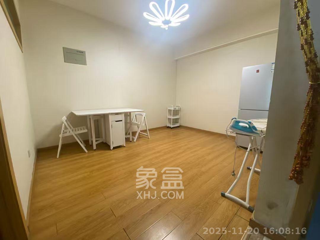 北辰三角洲E3区 1室1厅1卫 2480.0元/月 北辰三角洲E3区 1室1厅1卫 2480.0元/月室内图