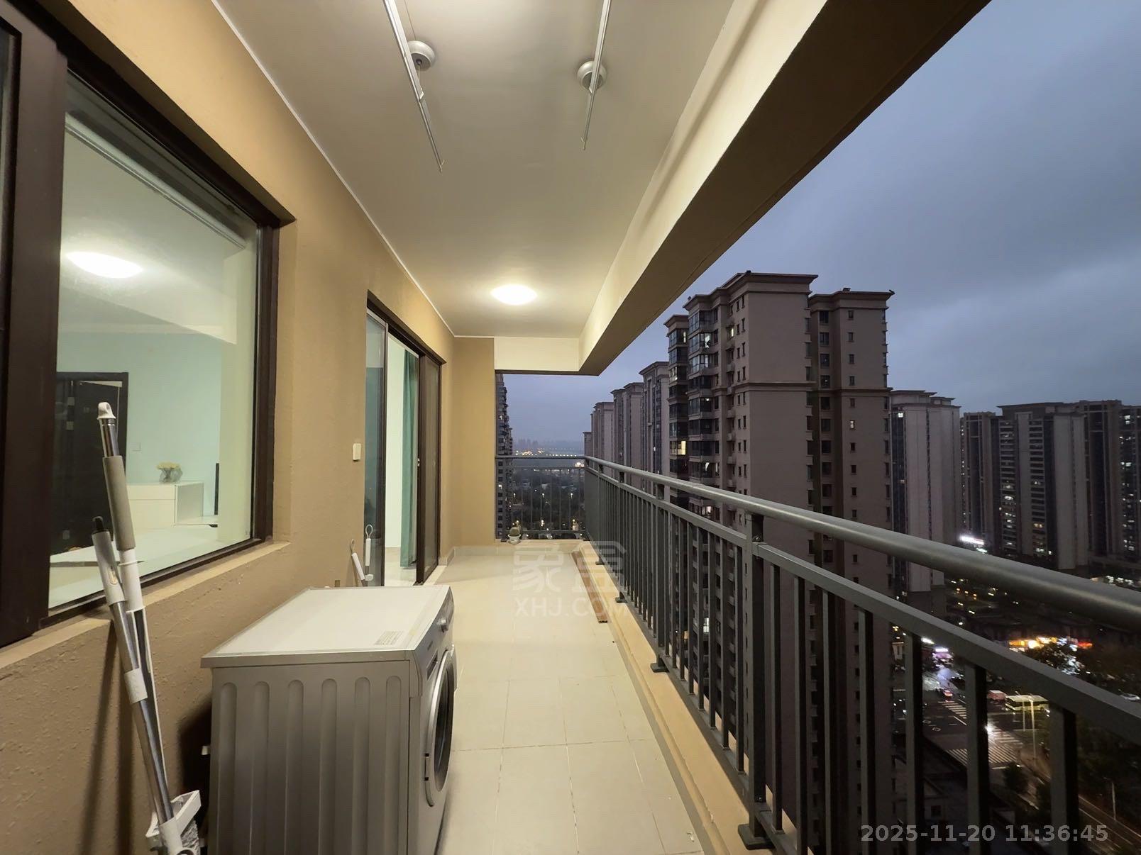 美的翰城 4室2厅2卫 2300.0元/月 美的翰城 4室2厅2卫 2300.0元/月室内图