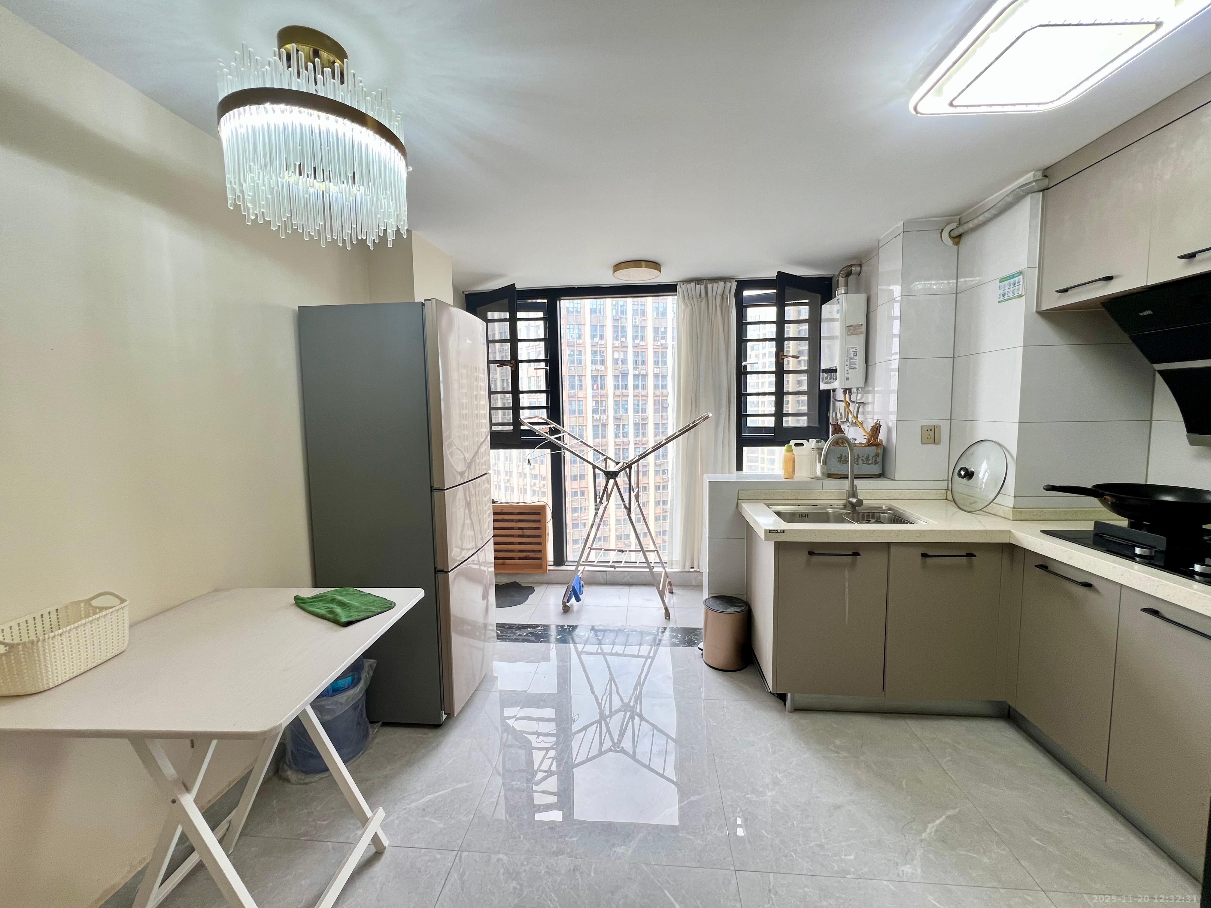 钱隆世家 1室0厅0卫 2000.0元/月 钱隆世家 1室0厅0卫 2000.0元/月室内图