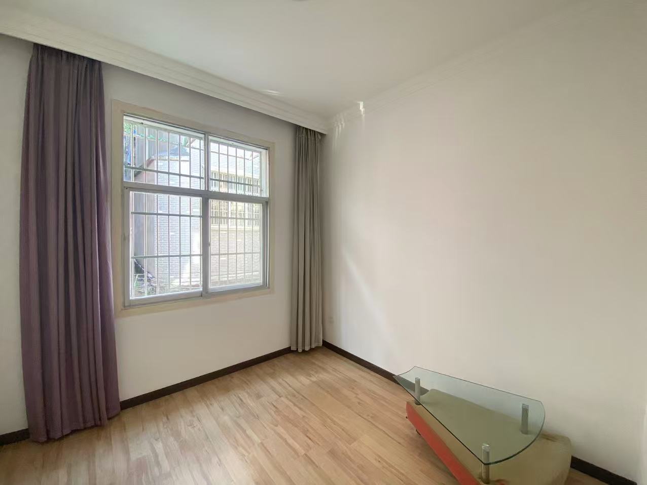 紫荆园别墅 8室3厅3卫 3166.0元/月 紫荆园别墅 8室3厅3卫 3166.0元/月室内图