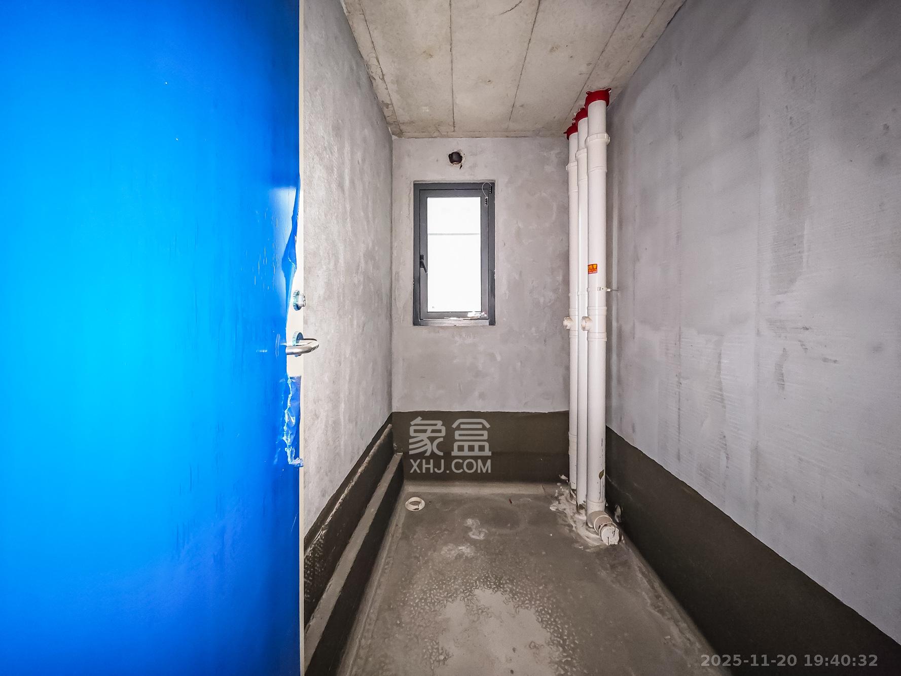 长沙北中心保利时代G区  3室2厅1卫    78.0万卫生间