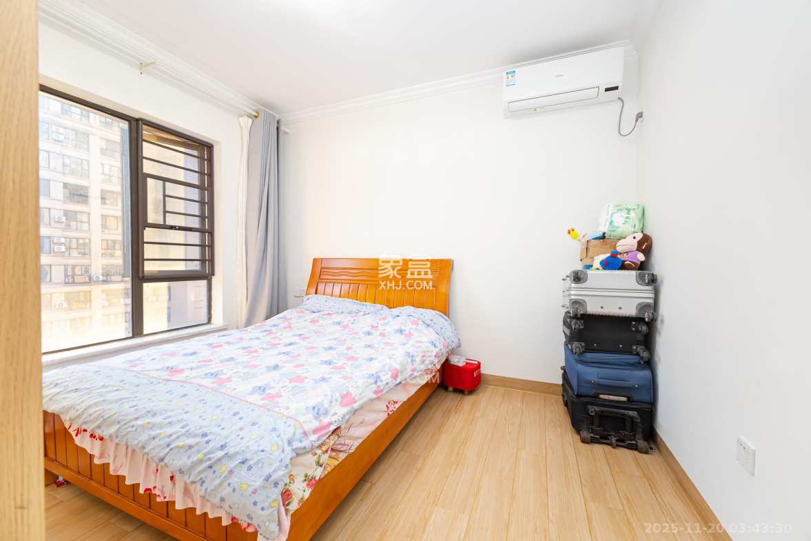 润和又一城 3室2厅1卫 68.5万 润和又一城 3室2厅1卫 68.5万卧室