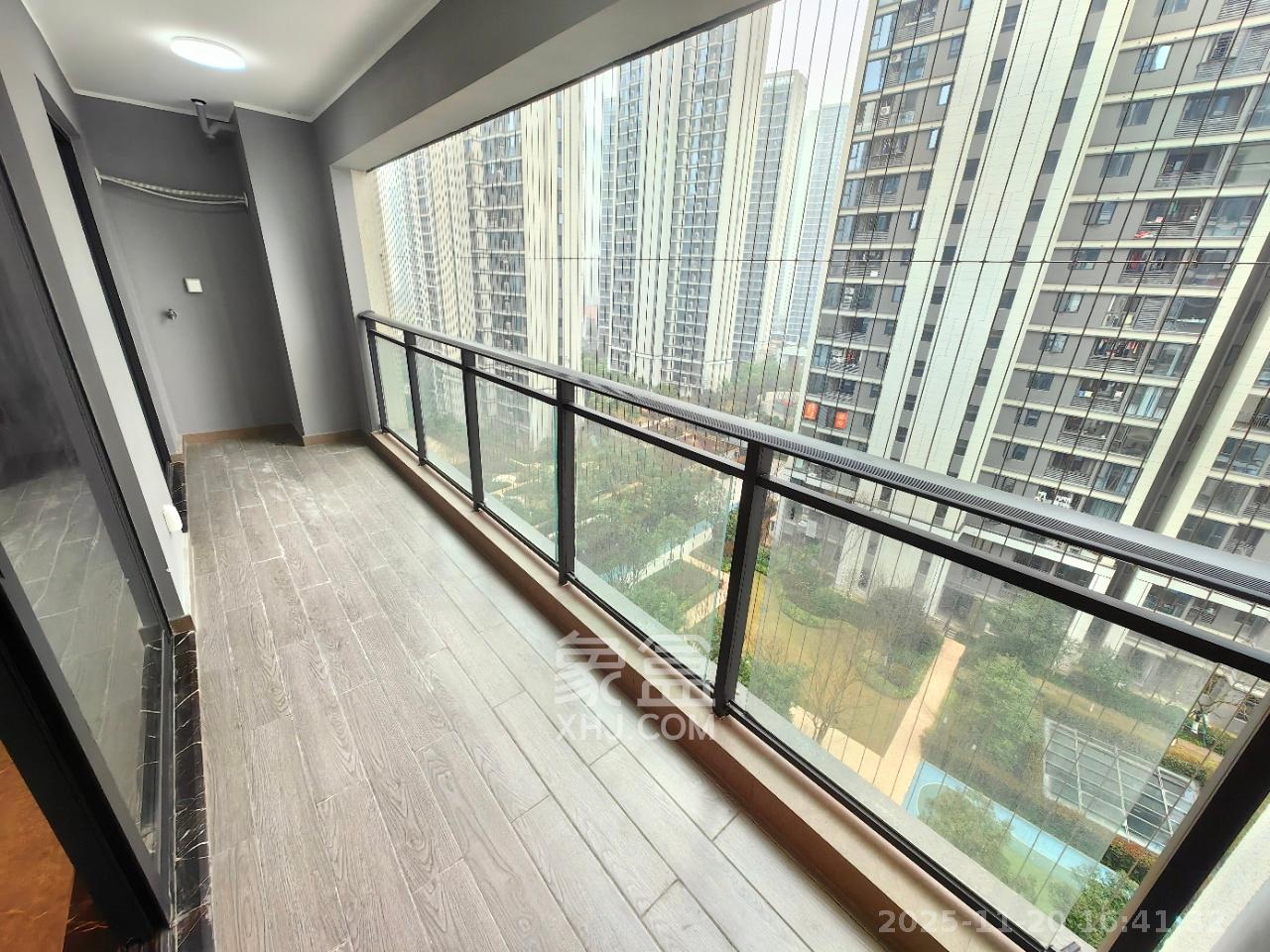 中海阅溪府 4室2厅2卫 4000.0元/月 中海阅溪府 4室2厅2卫 4000.0元/月室内图