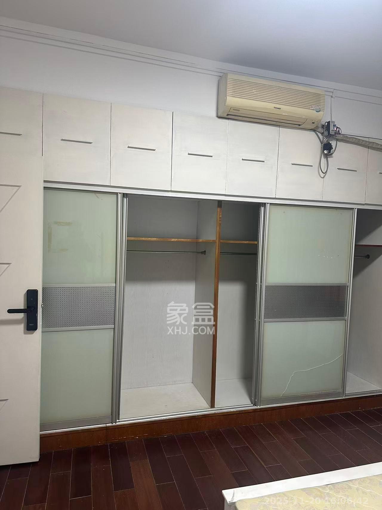 翡翠林居 1室1厅1卫 1000.0元/月 翡翠林居 1室1厅1卫 1000.0元/月室内图