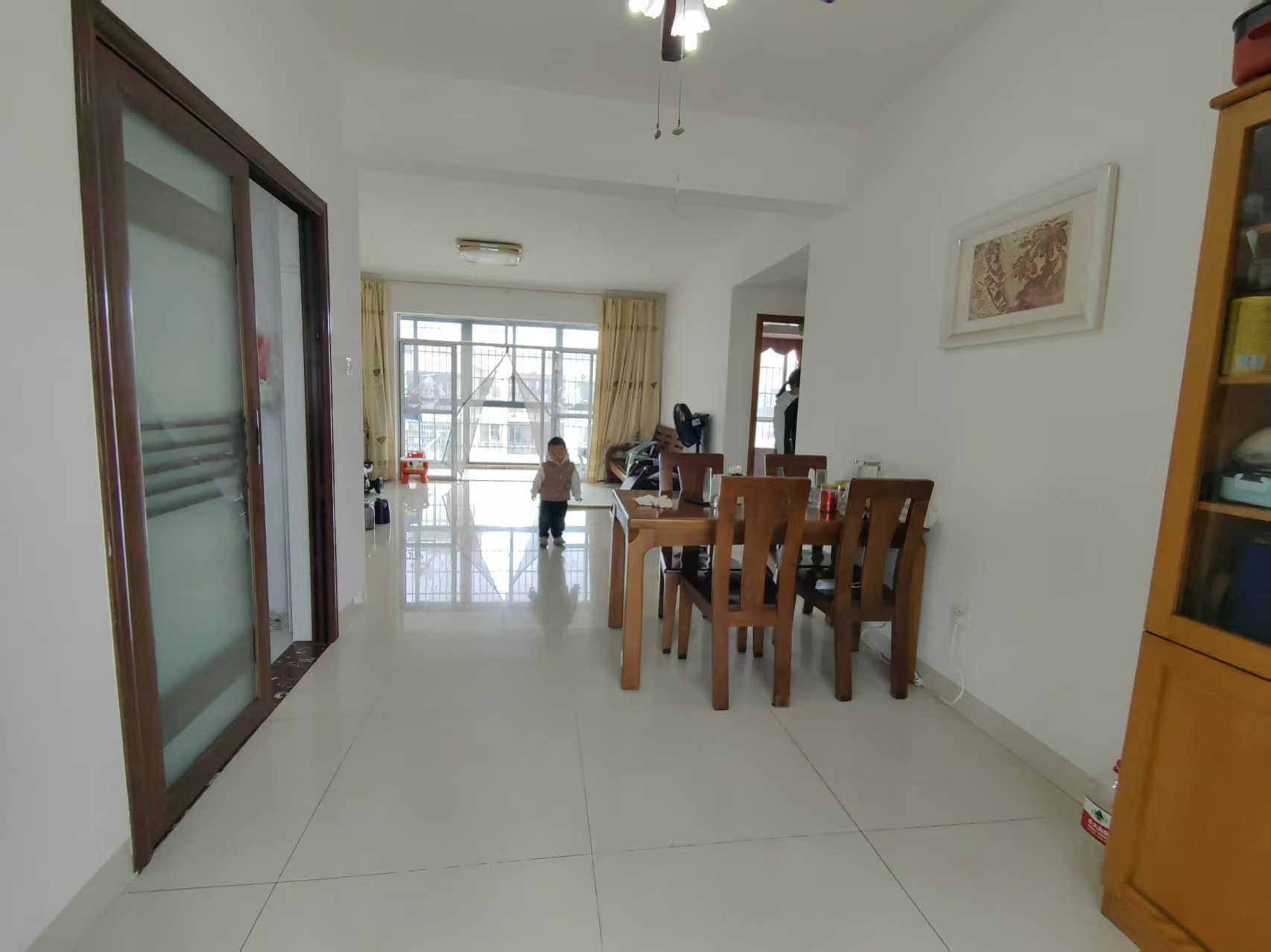 宝源花园  3室2厅2卫    168.0万室内图