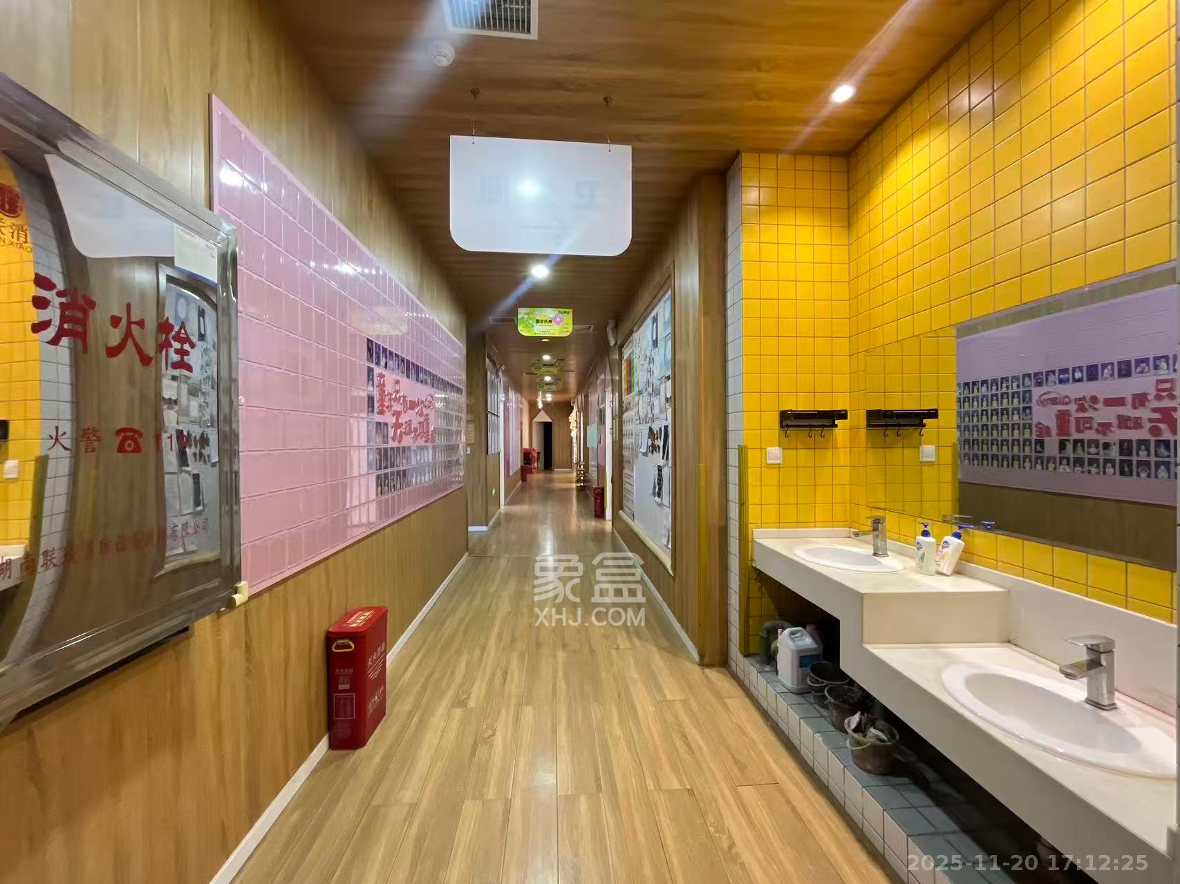 荣悦台   735.0㎡      25000.0元/月室内图