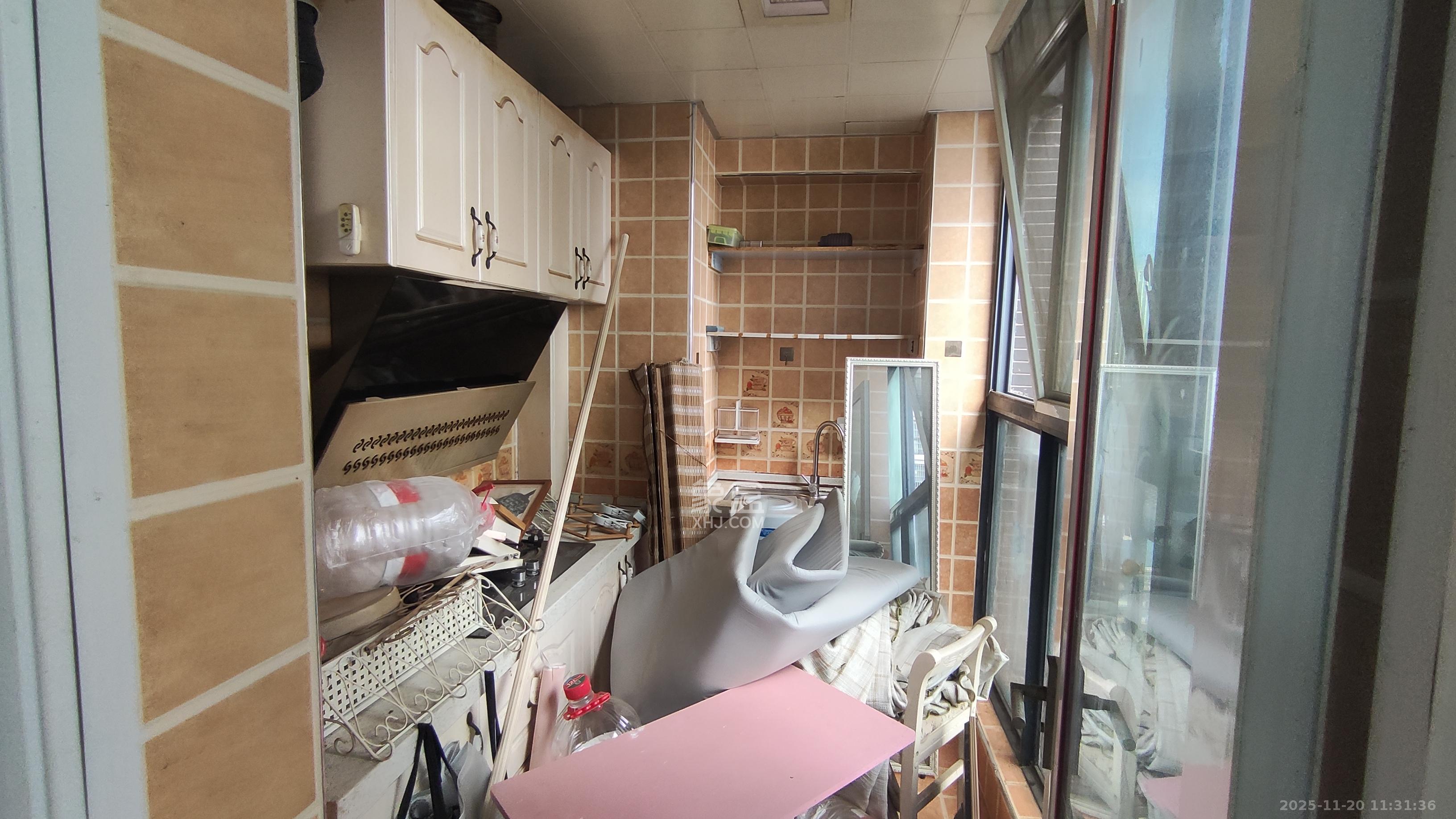 尚都花园城  1室1厅1卫    1200.0元/月室内图