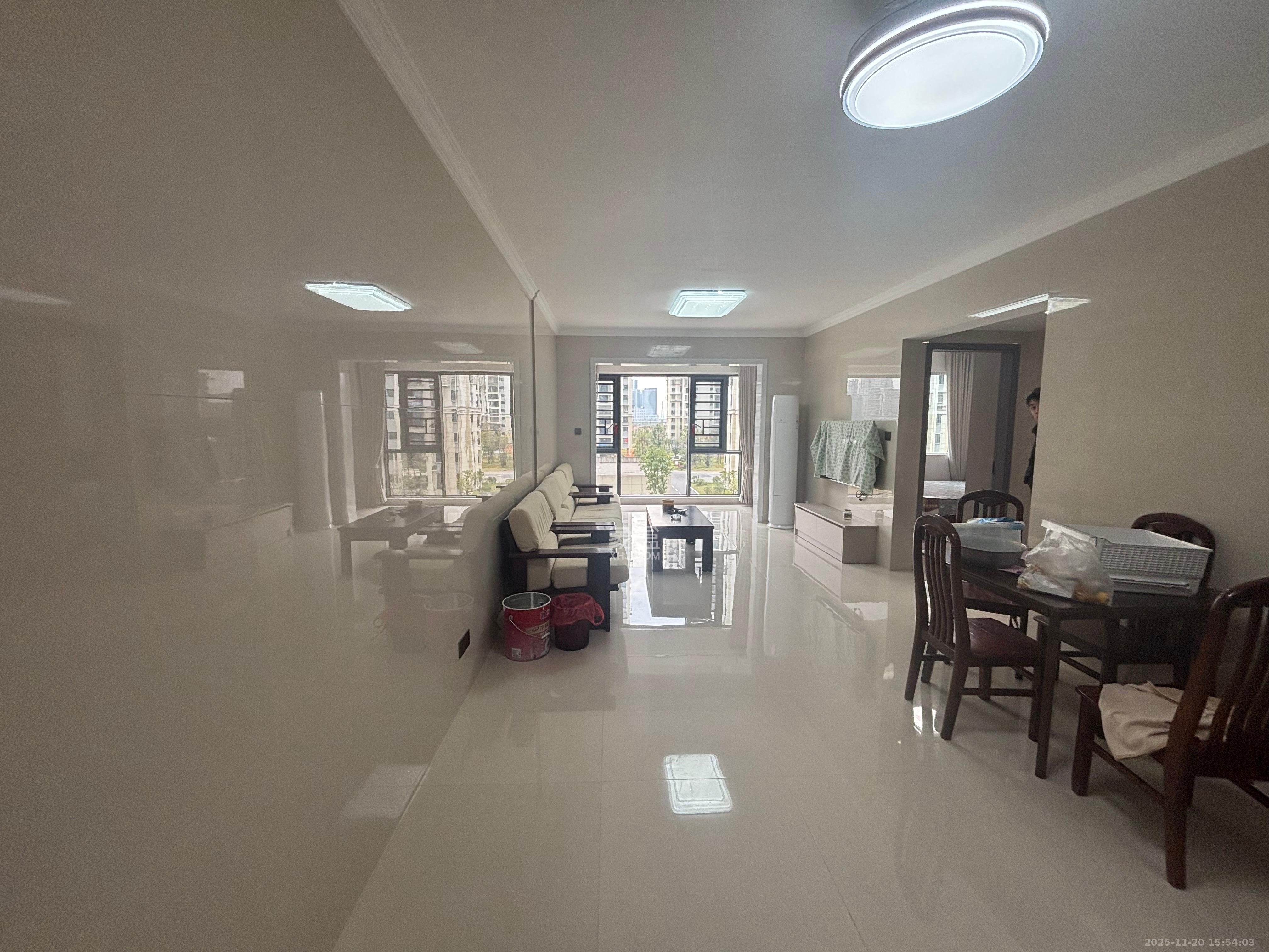 和景家园二期 2室1厅1卫 2000.0元/月 和景家园二期 2室1厅1卫 2000.0元/月室内图