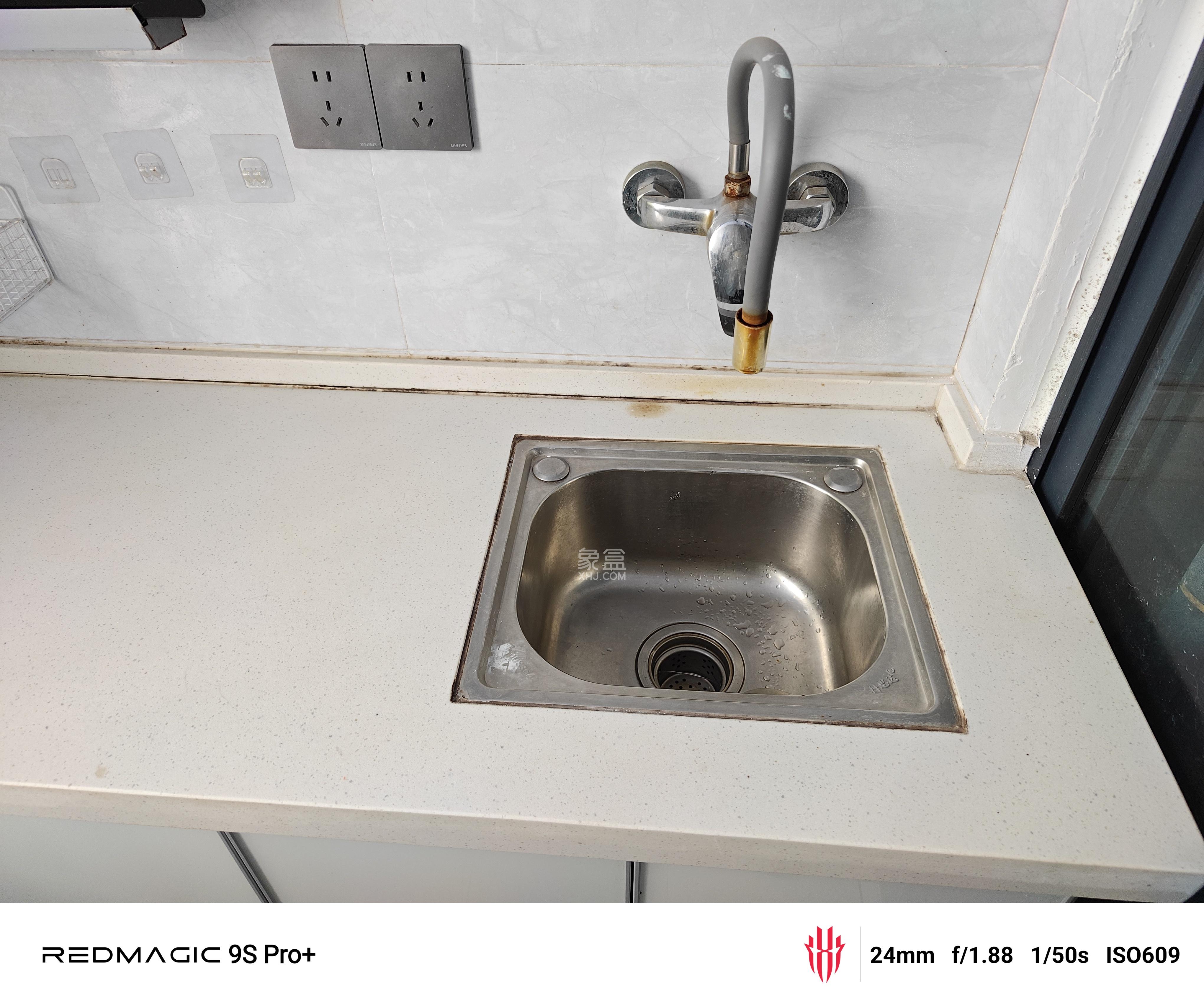 长丰小区 1室1厅1卫 1400.0元/月 长丰小区 1室1厅1卫 1400.0元/月室内图