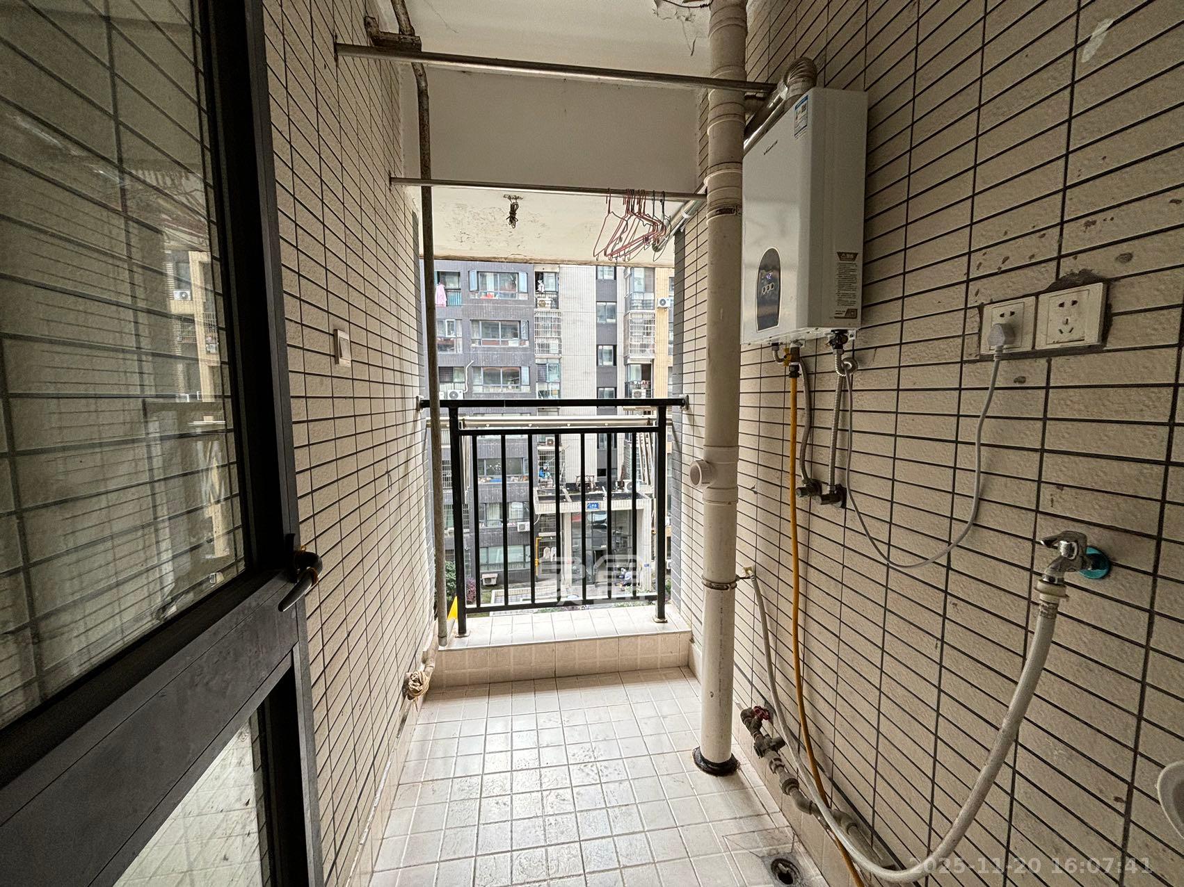 中信文化广场(中信新城二期) 2室1厅1卫 1600.0元/月 中信文化广场(中信新城二期) 2室1厅1卫 1600.0元/月室内图