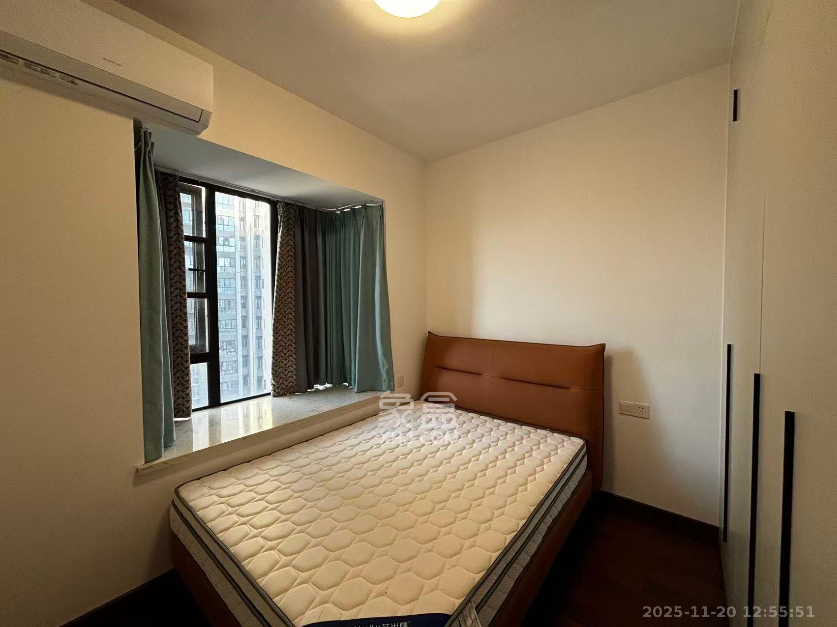 万润滨江天著 4室2厅2卫 2800.0元/月 万润滨江天著 4室2厅2卫 2800.0元/月室内图