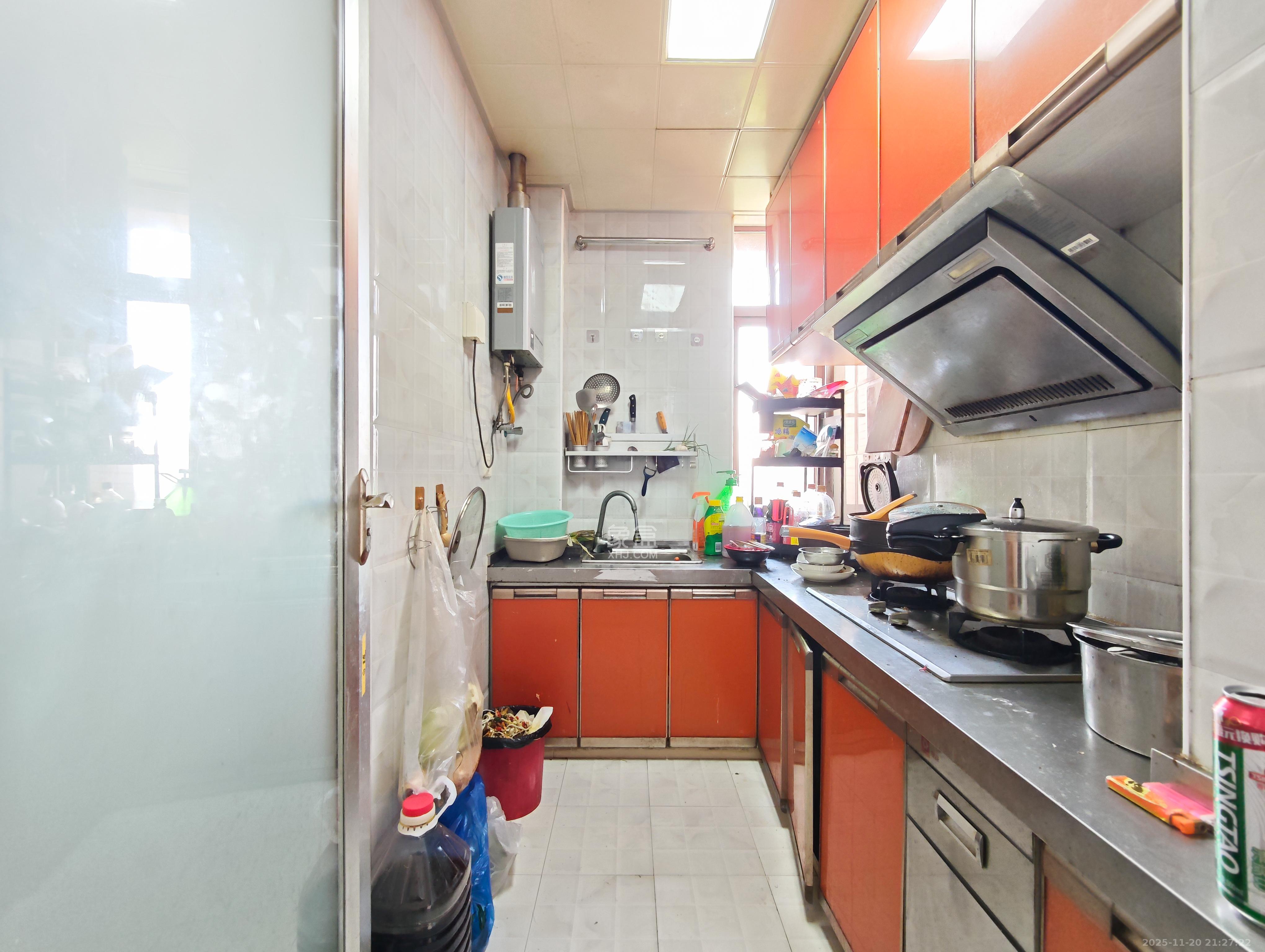 新城景苑 3室2厅1卫 39.8万 新城景苑 3室2厅1卫 39.8万其他